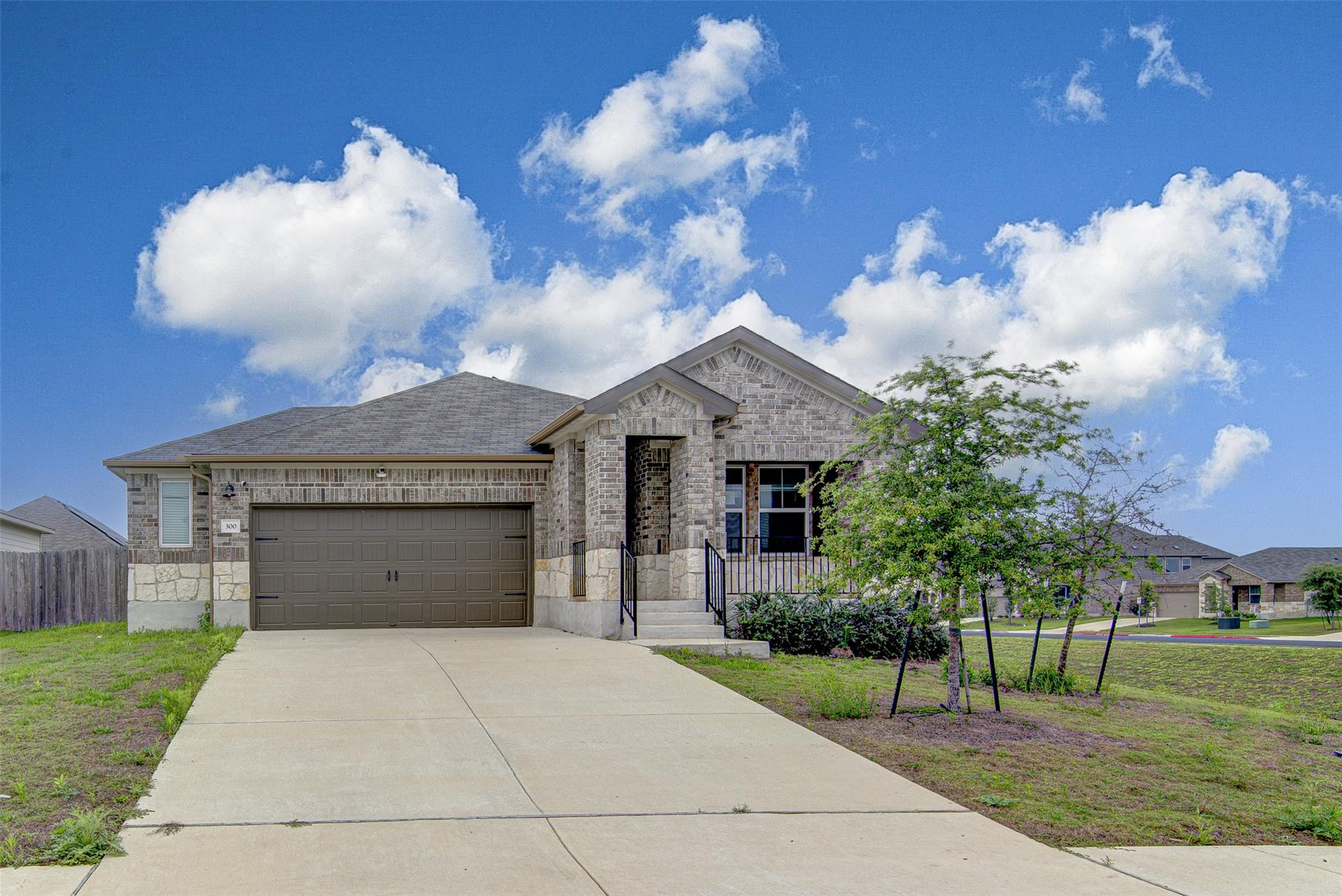 300 Bear Oak St Property Photo 1