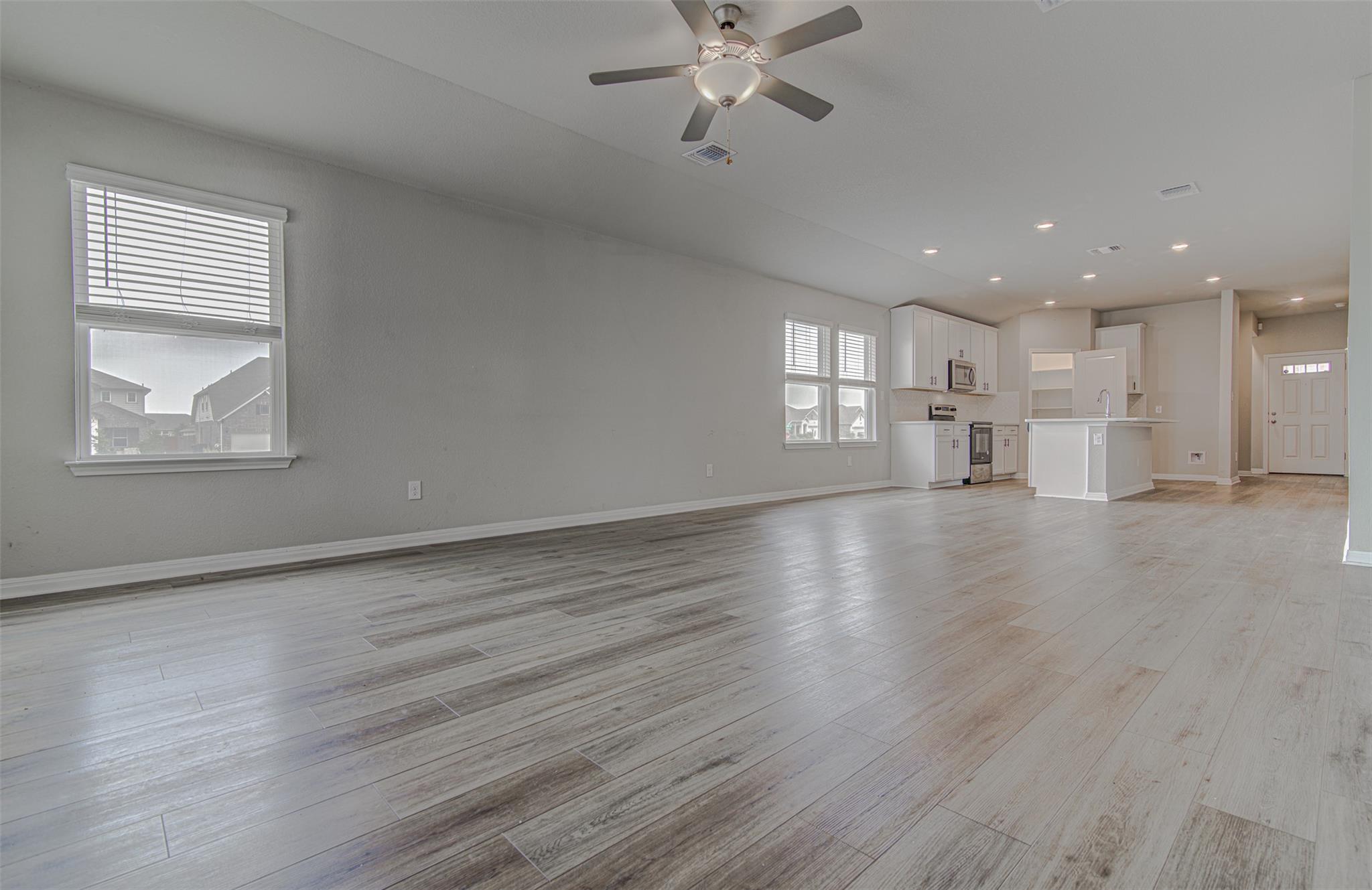 300 Bear Oak St Property Photo 11