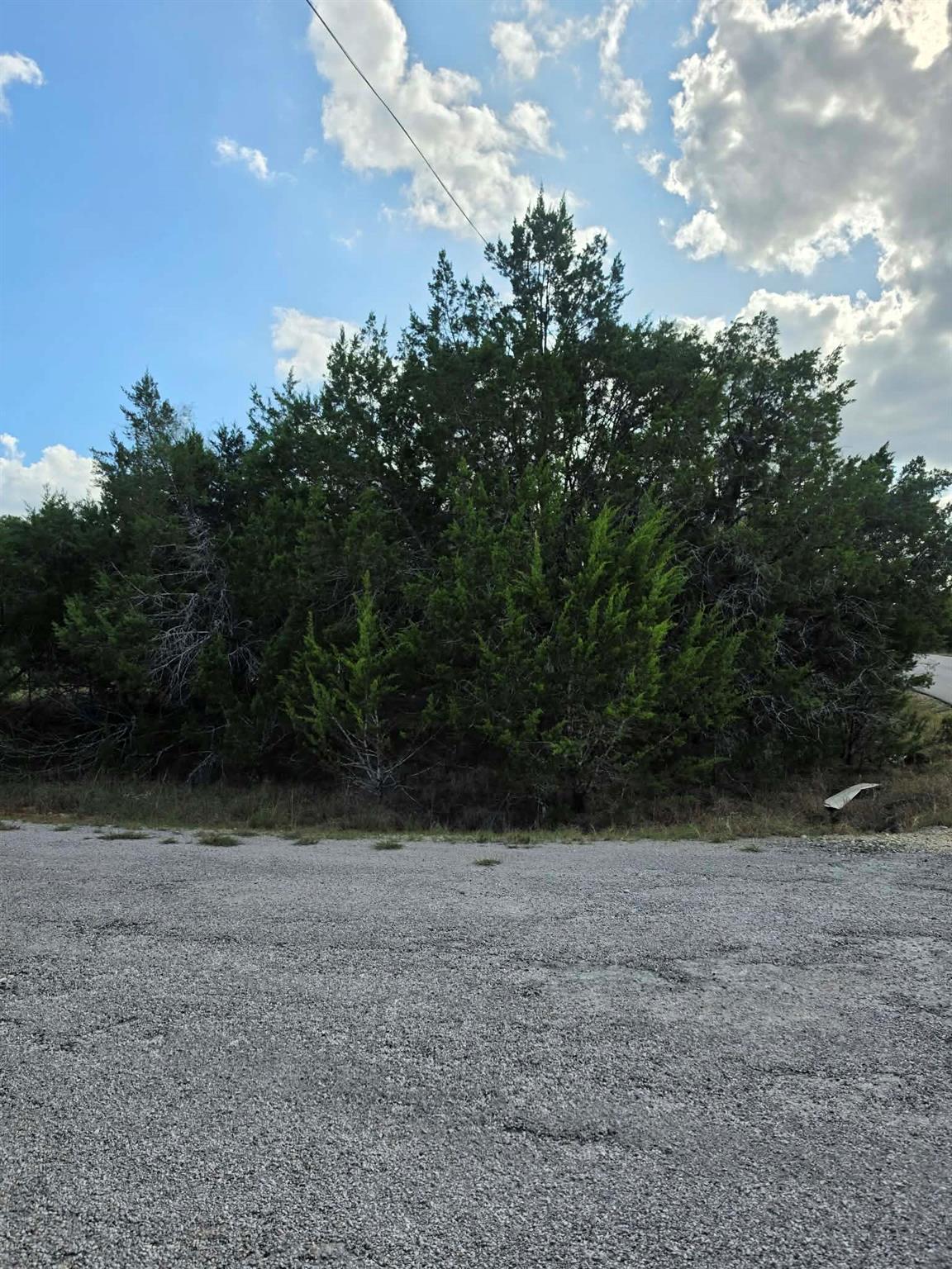 21811 O Neill Ave Property Photo 2