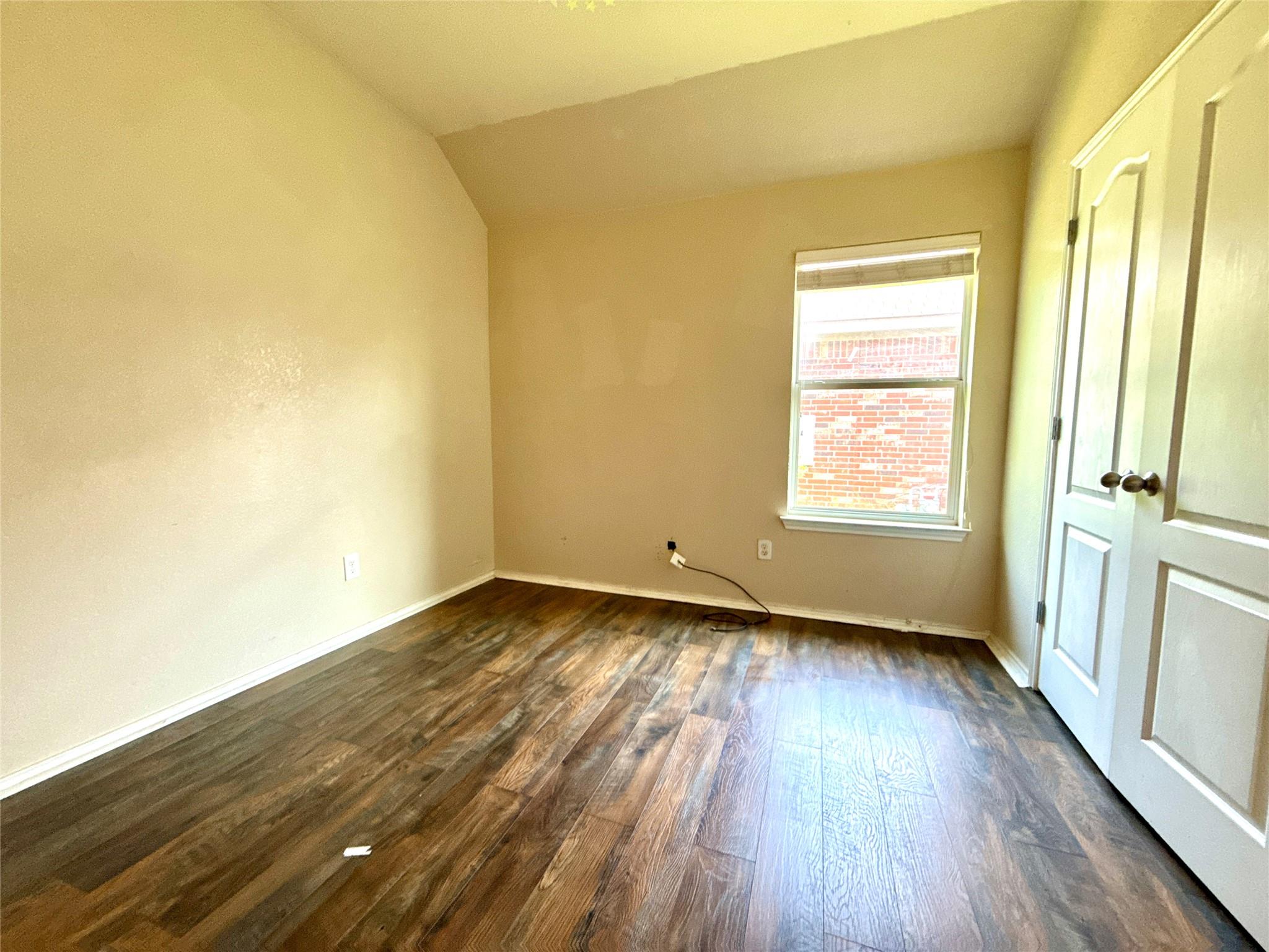 1213 Rainbow Parke Dr Property Photo 9