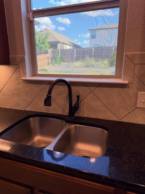 329 Los Cobos Ln Property Photo 16