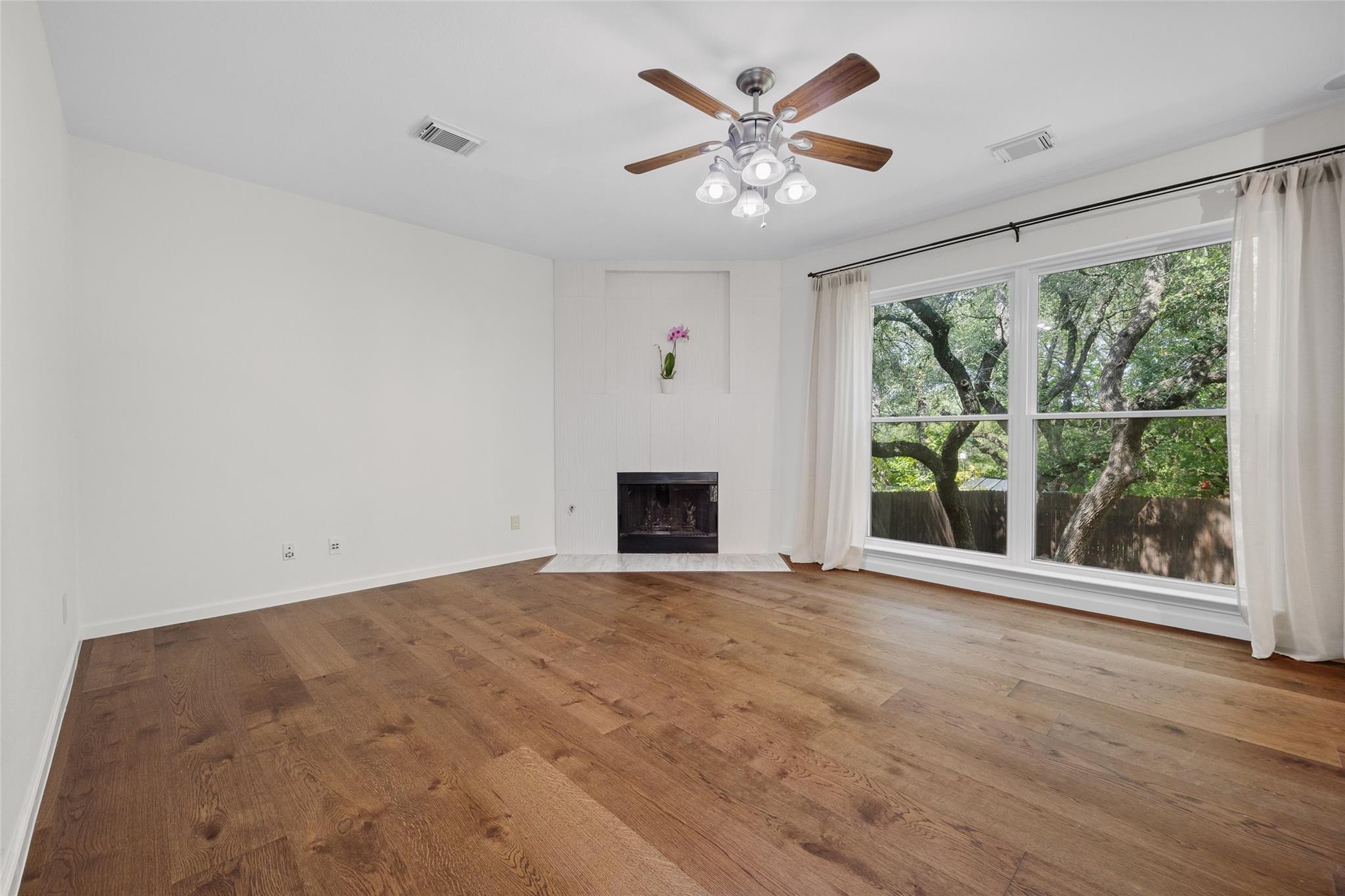 4176 Canyon Glen Cir Property Photo 6