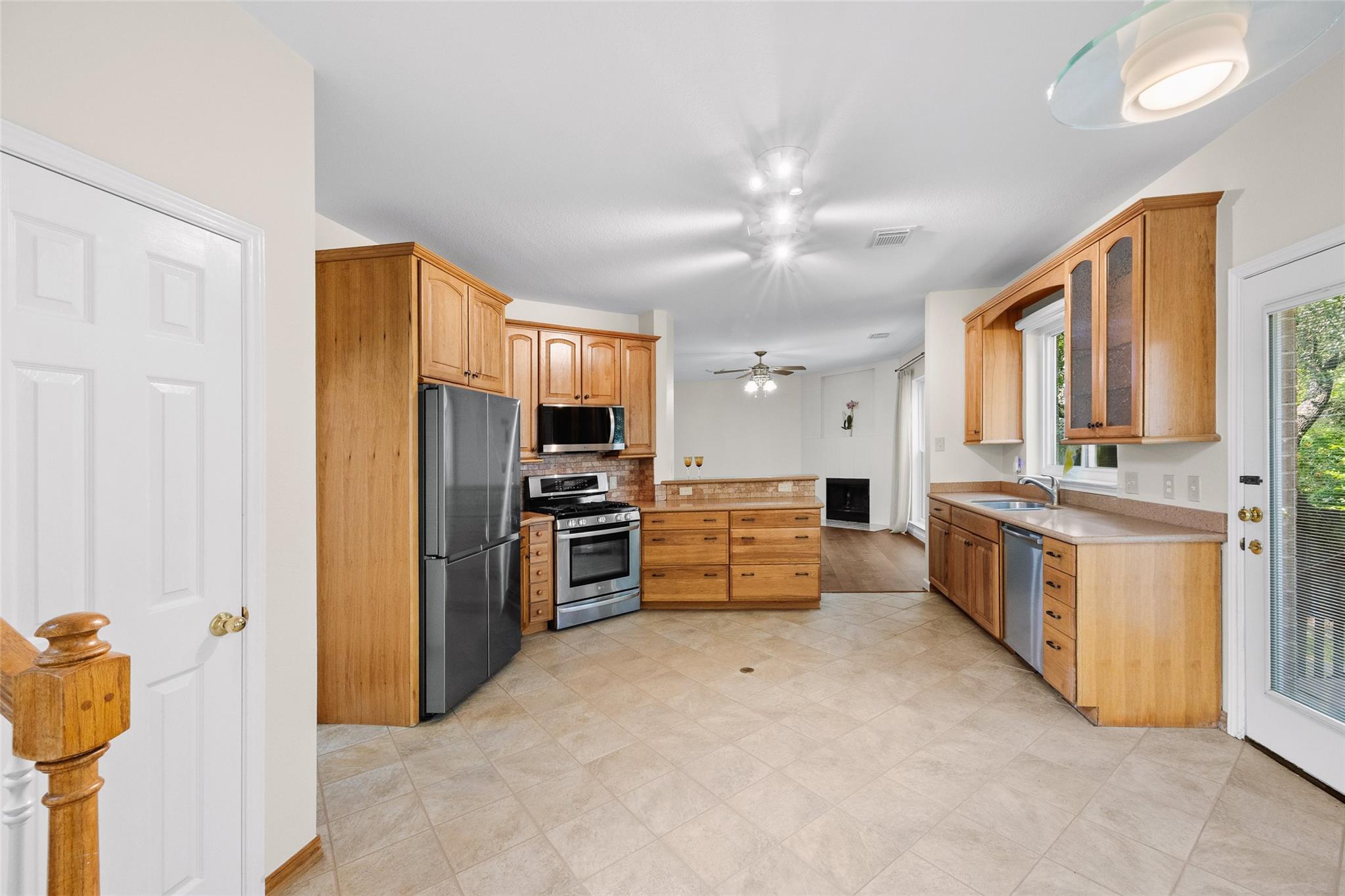4176 Canyon Glen Cir Property Photo 11