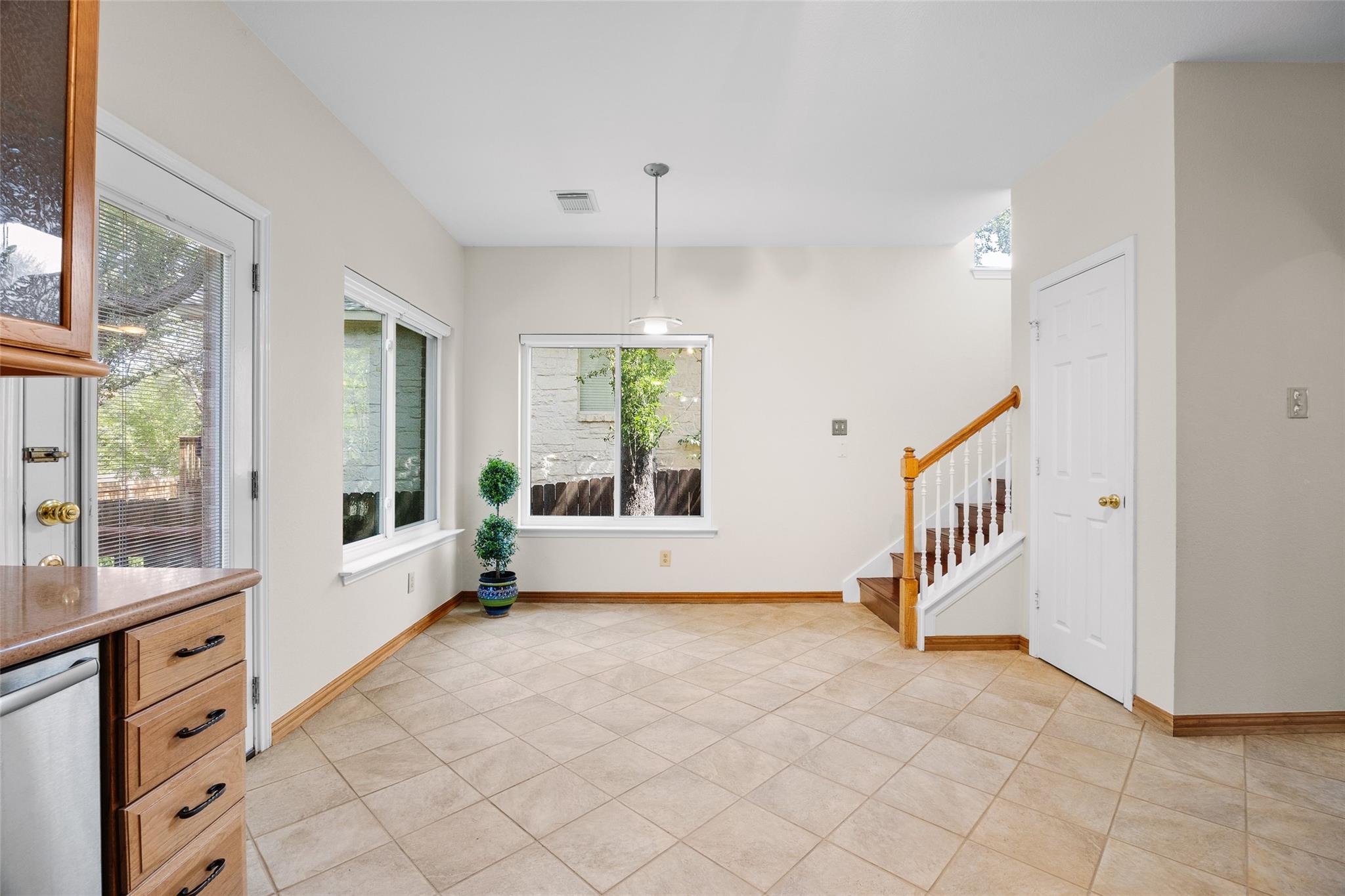 4176 Canyon Glen Cir Property Photo 16