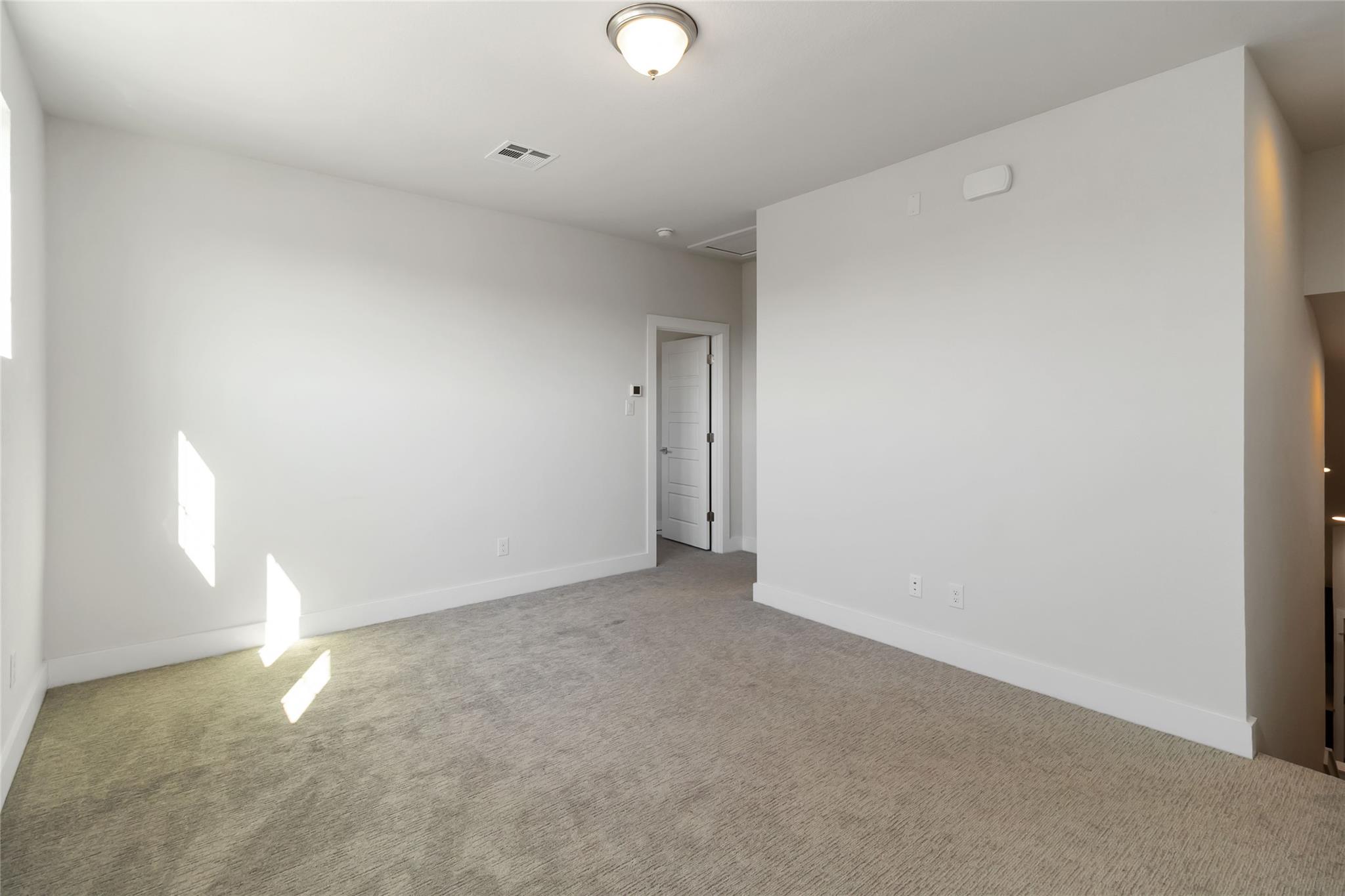 220 Mirabeau Way Property Photo 20