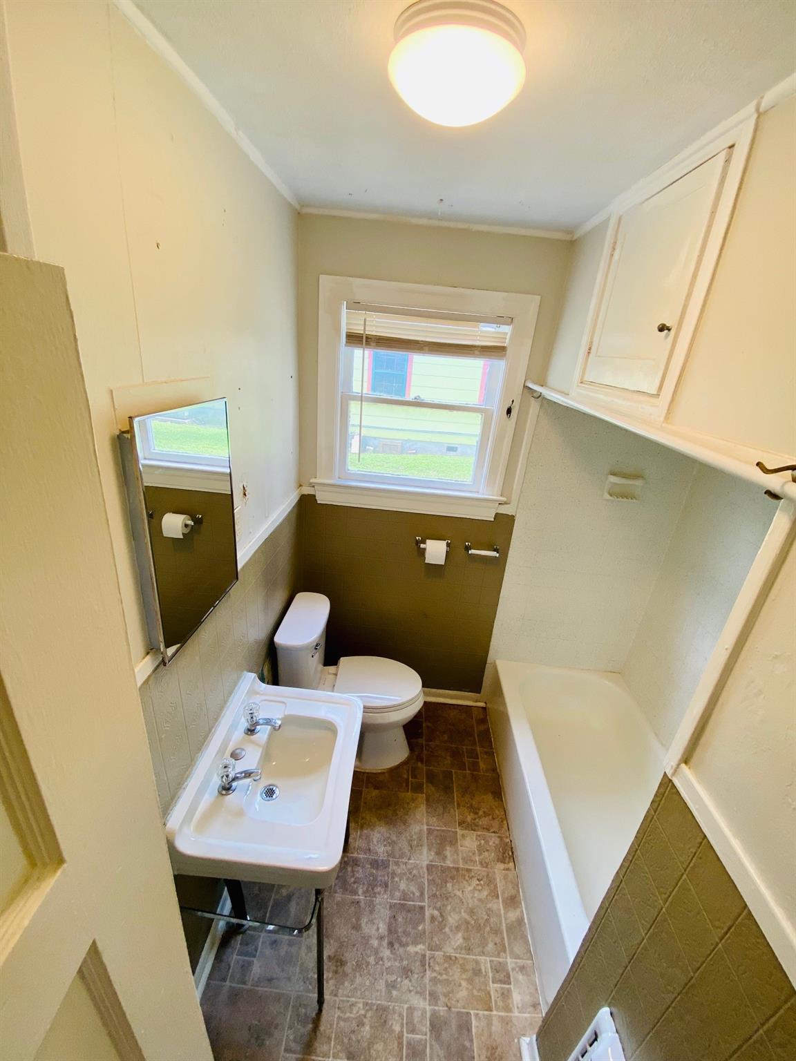 4902 Caswell Ave #a Property Photo 11