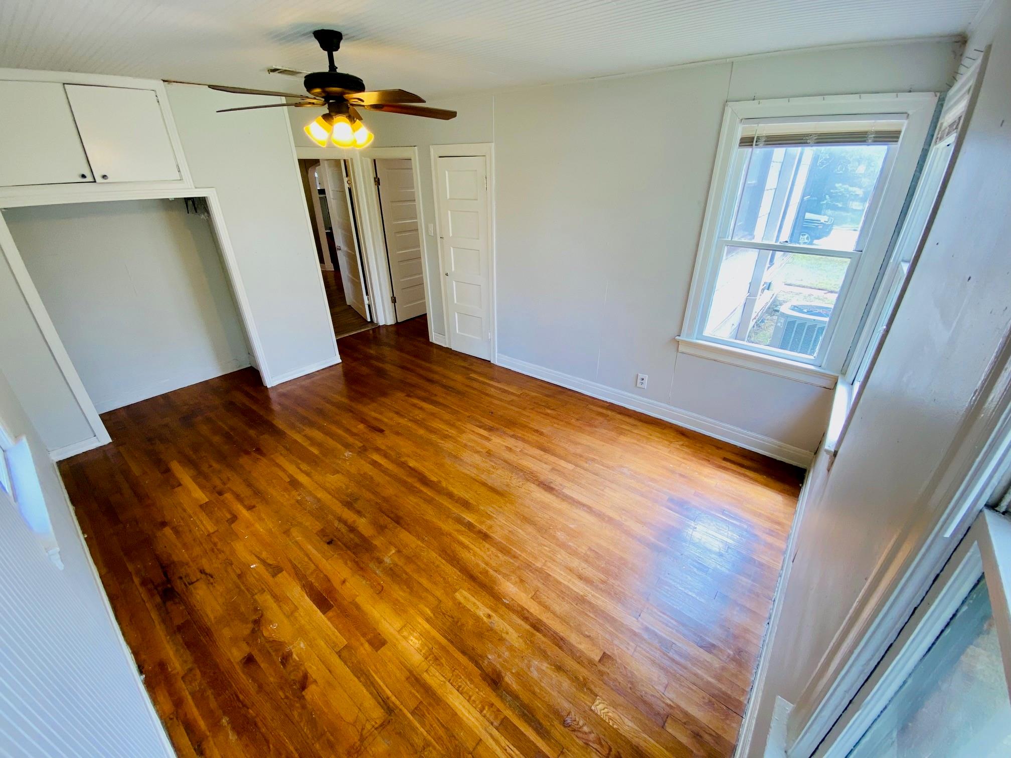 4902 Caswell Ave #a Property Photo 17