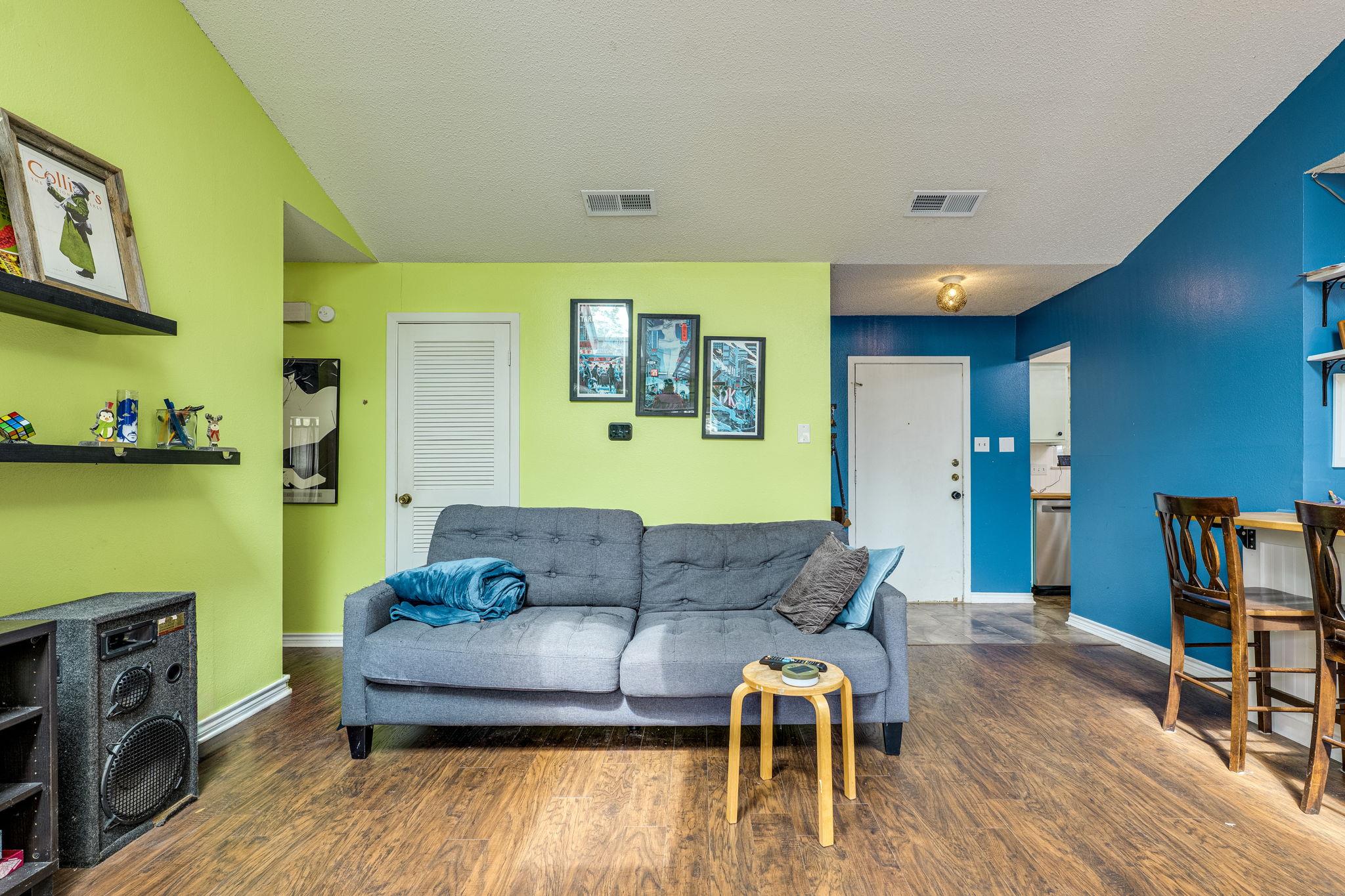 7707 Meadowview Ln Property Photo 10