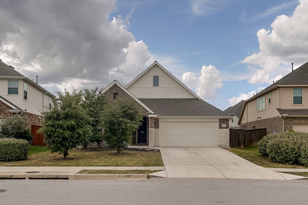 19412 Camlann Pl Property Photo 1