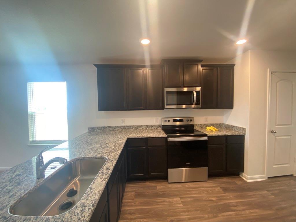 309 Riverdale Drive Dr Property Photo 15