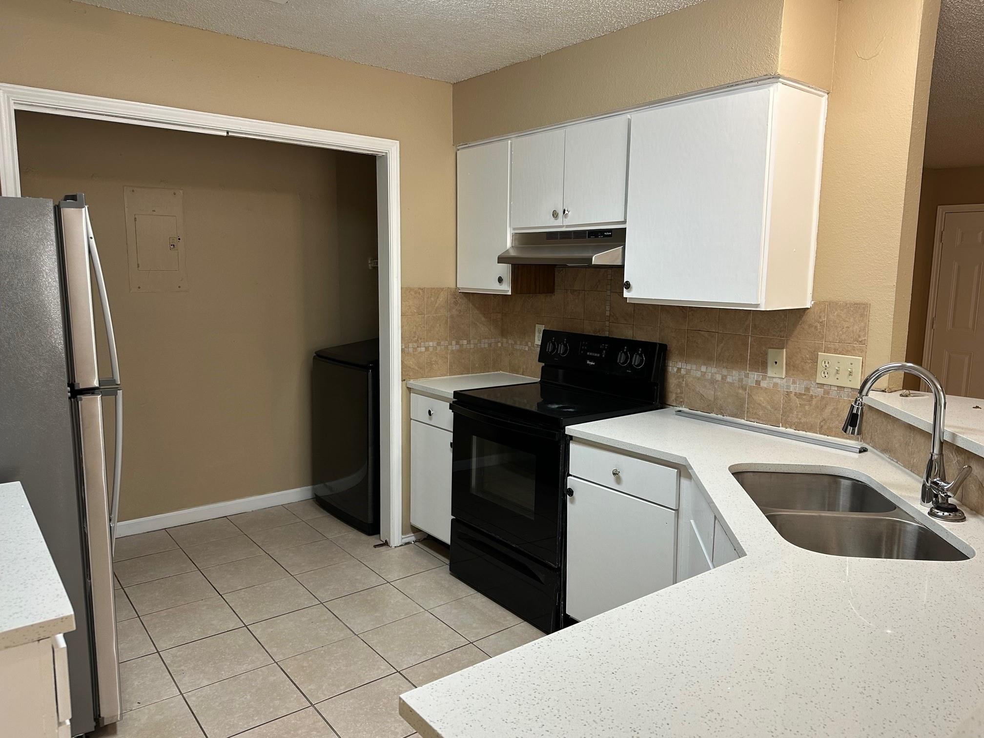4300 Duval Rd #b Property Photo 5