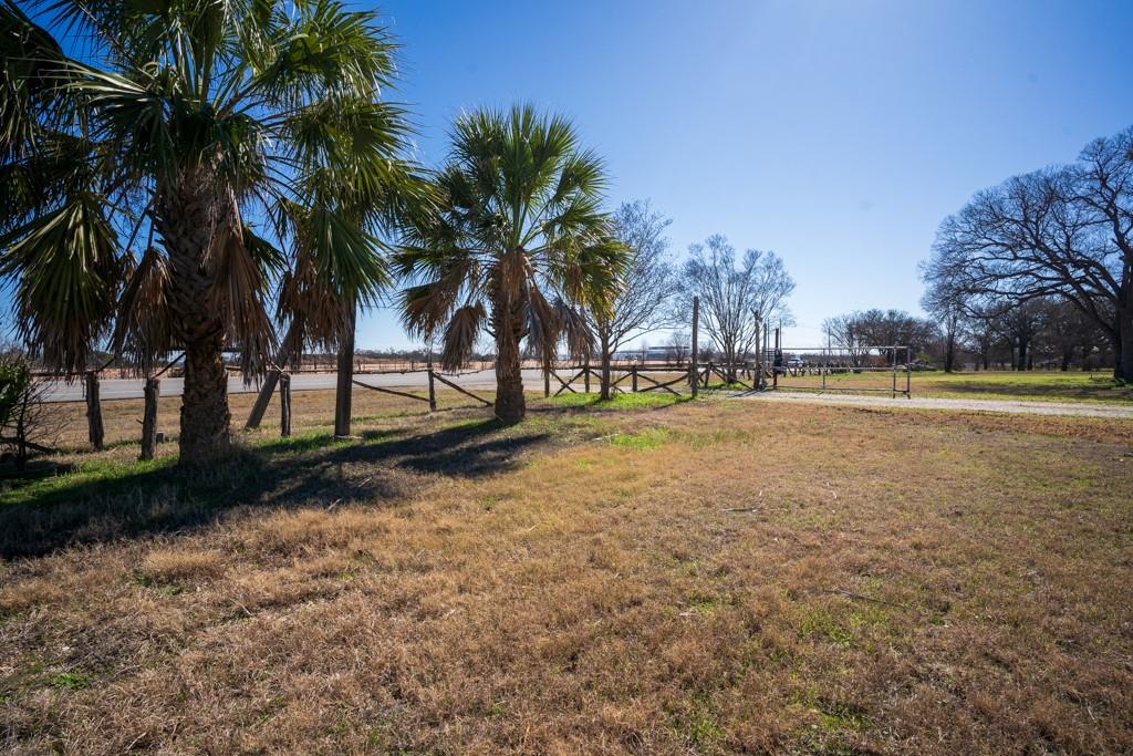 5906 N Fm 973 Rd Property Photo 13