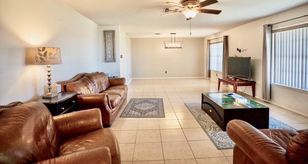 5906 N Fm 973 Rd Property Photo 26