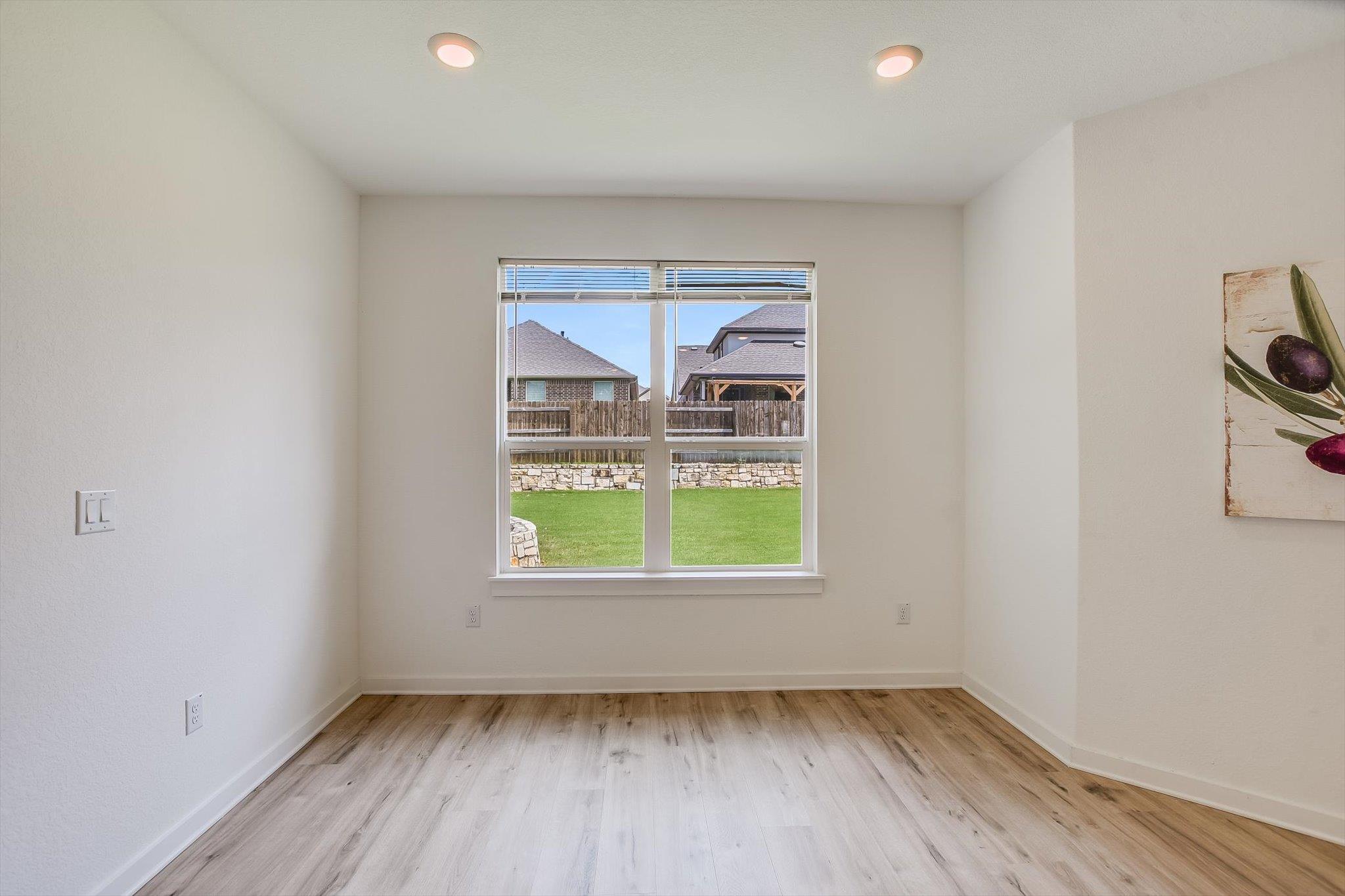 2337 Bravo Pass Property Photo 8
