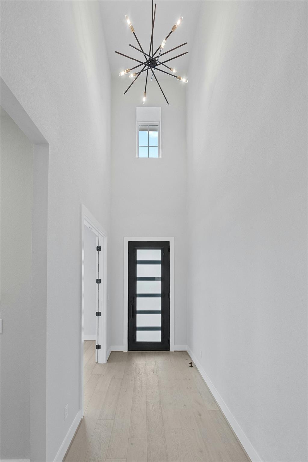 445 Bridge Water Loop Property Photo 8