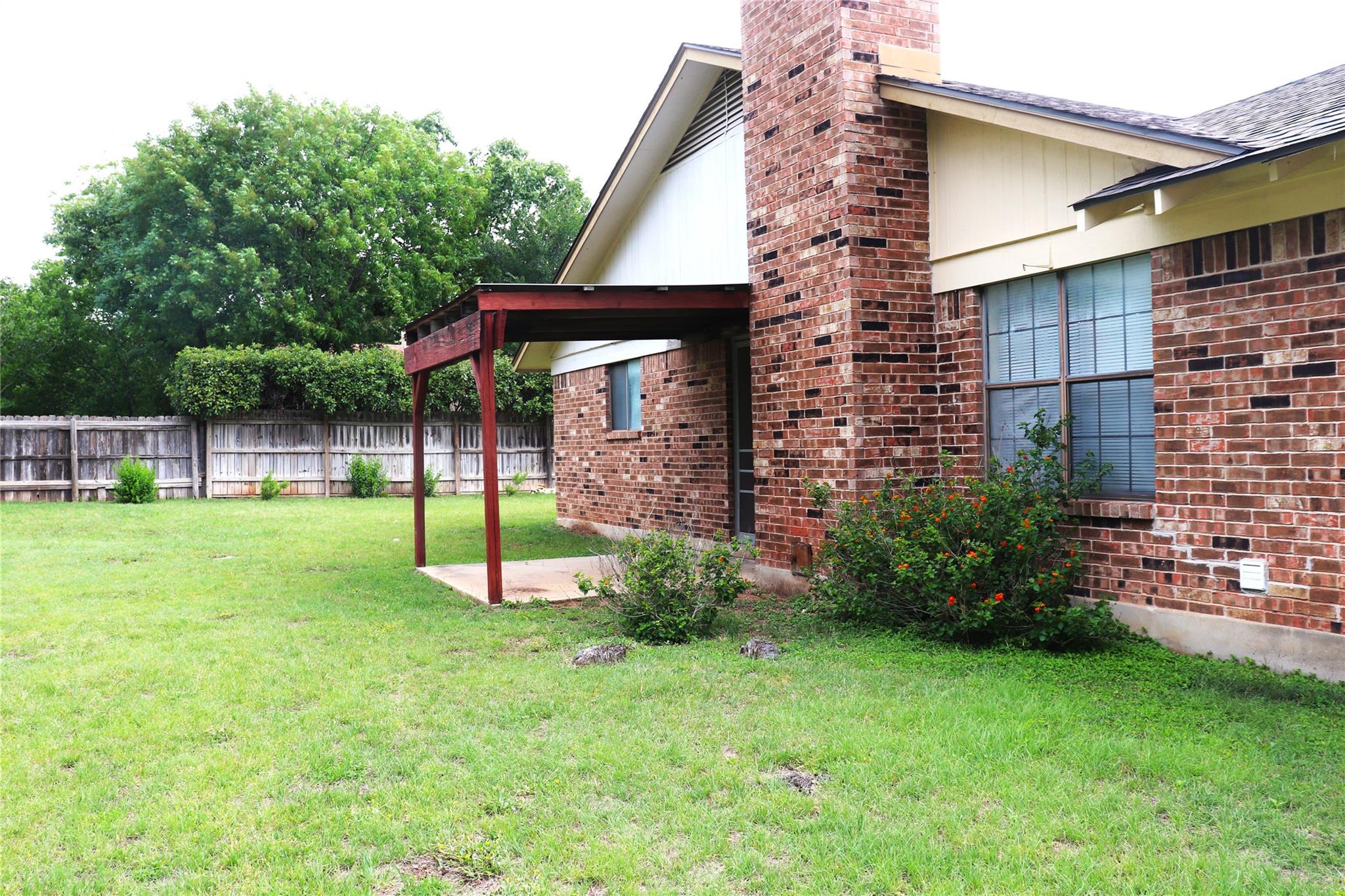 1204 Leander Rd B Property Photo