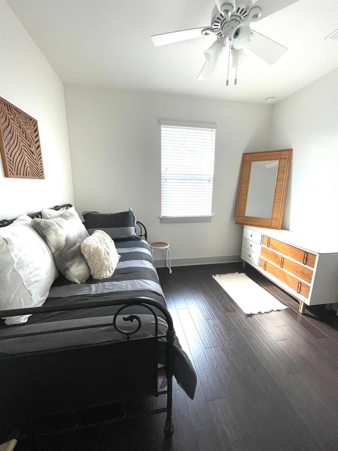 604 Allen St 103 Property Photo 13