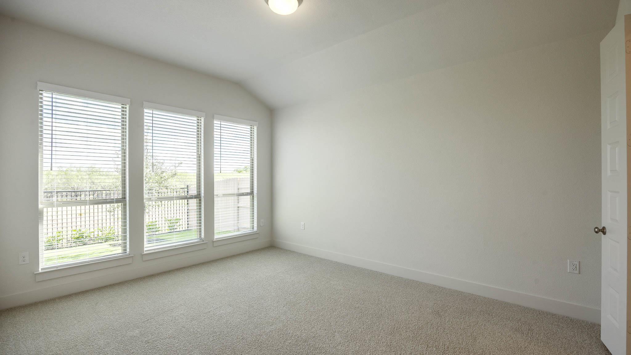 7111 Stitzel Weller Dr Property Photo 9