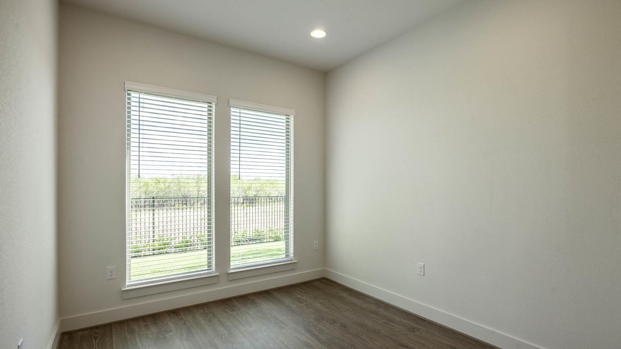 7111 Stitzel Weller Dr Property Photo 11