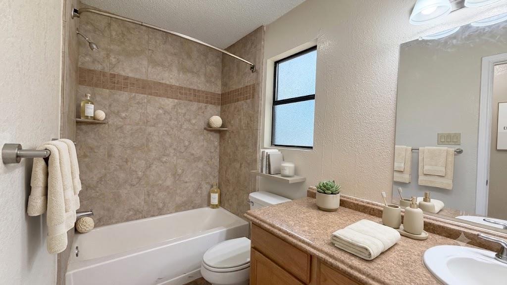 1703 Horseshoe Cir Property Photo 8