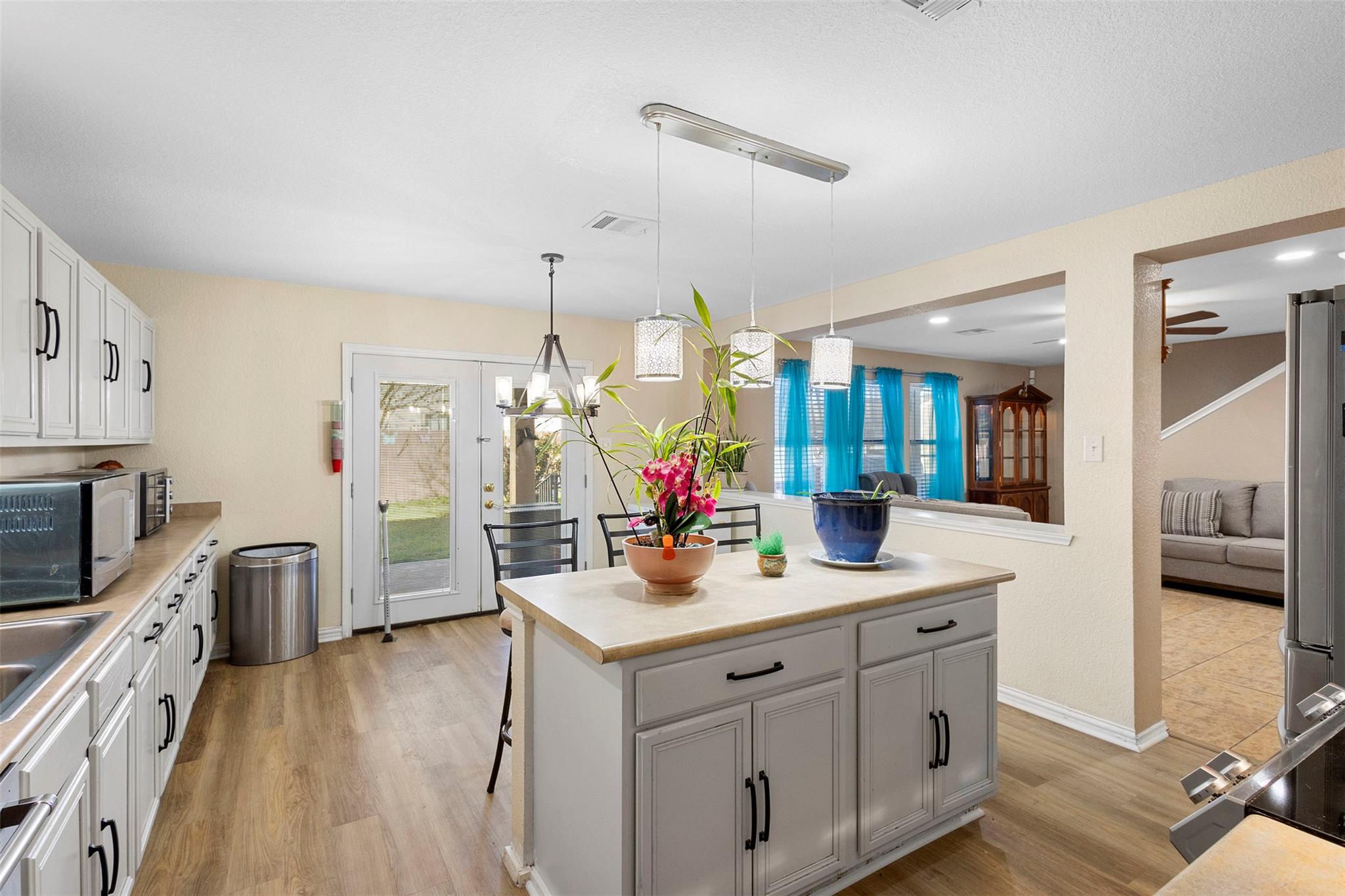 100 Lexington Rd Property Photo 12