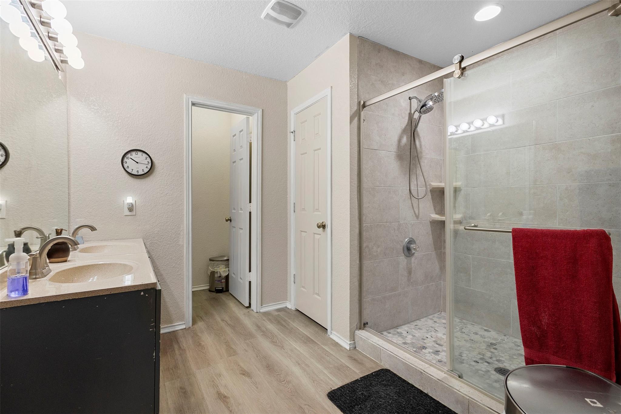 100 Lexington Rd Property Photo 25