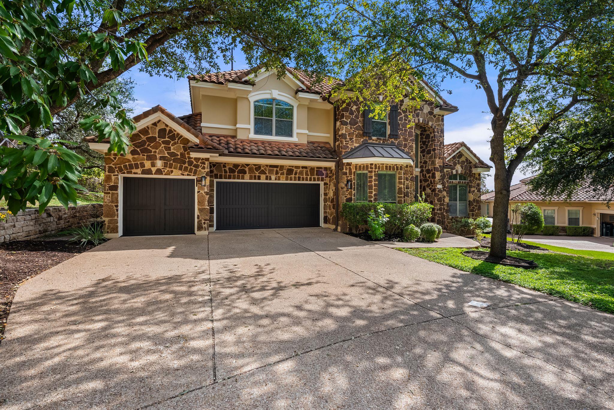 11600 Hunters Green Trl Property Photo 2