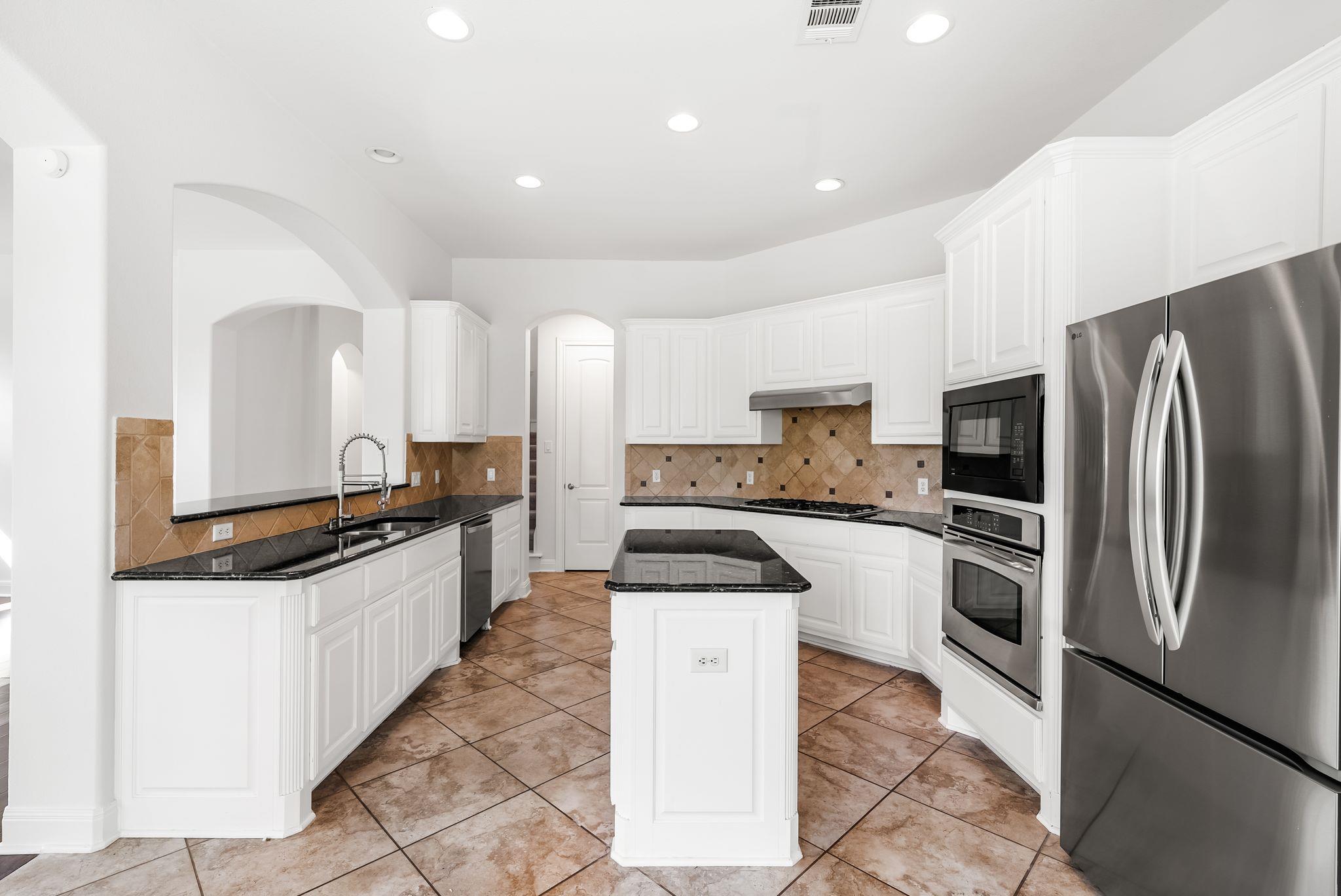 11600 Hunters Green Trl Property Photo 8