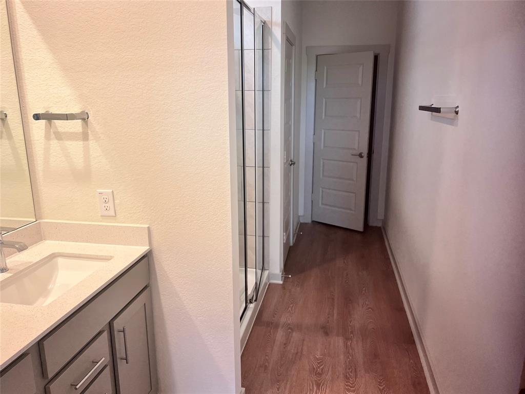 112 New Hampton Way Property Photo 15