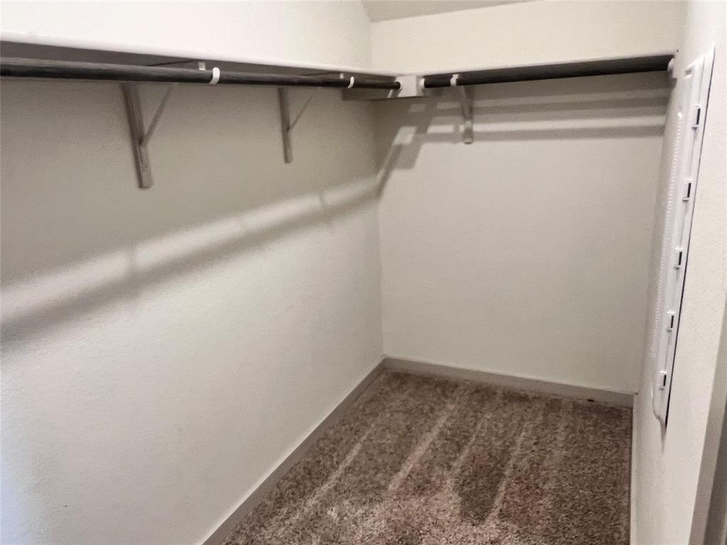 112 New Hampton Way Property Photo 17