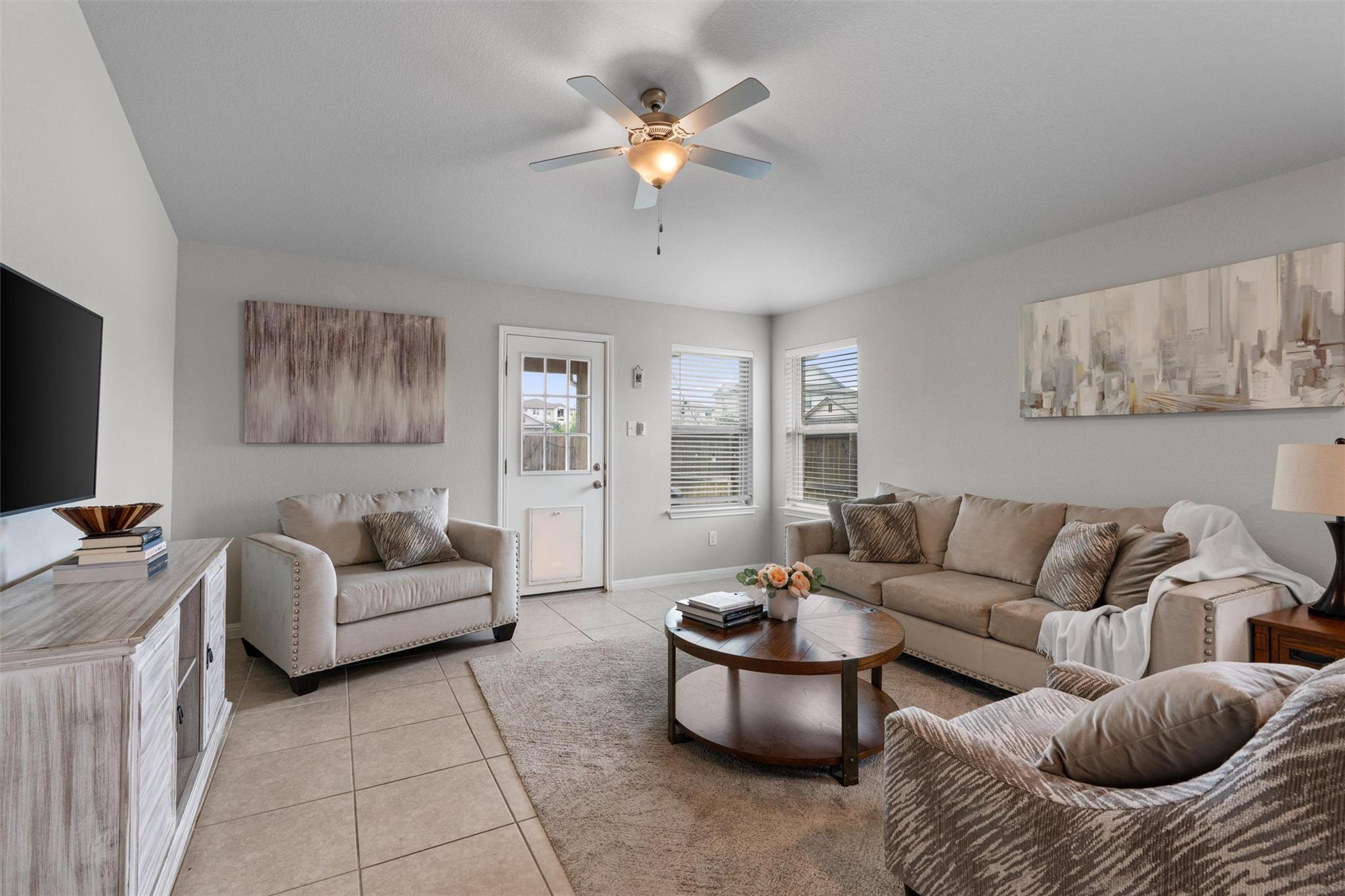 12410 Amber Lynn Path Property Photo 6