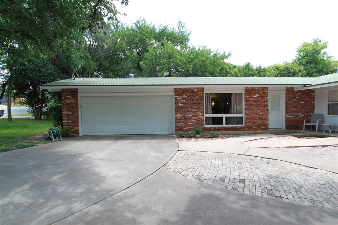 2305 Wilke Dr #b Property Photo 2