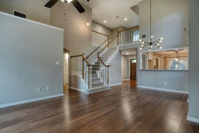 5917 Charles Schreiner Trl Property Photo 3