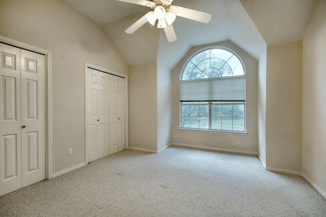 5917 Charles Schreiner Trl Property Photo 11