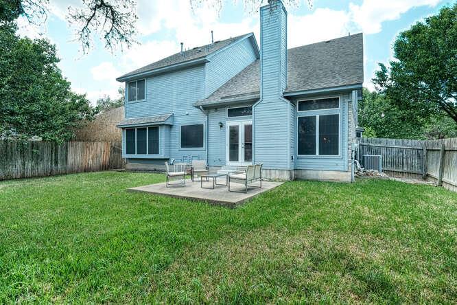 5917 Charles Schreiner Trl Property Photo 15