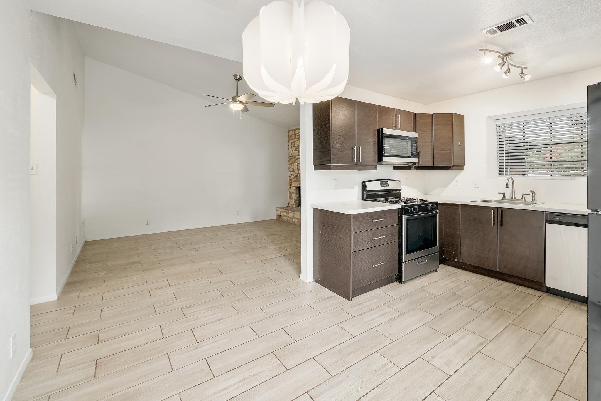12202 Dundee Dr #a Property Photo 10