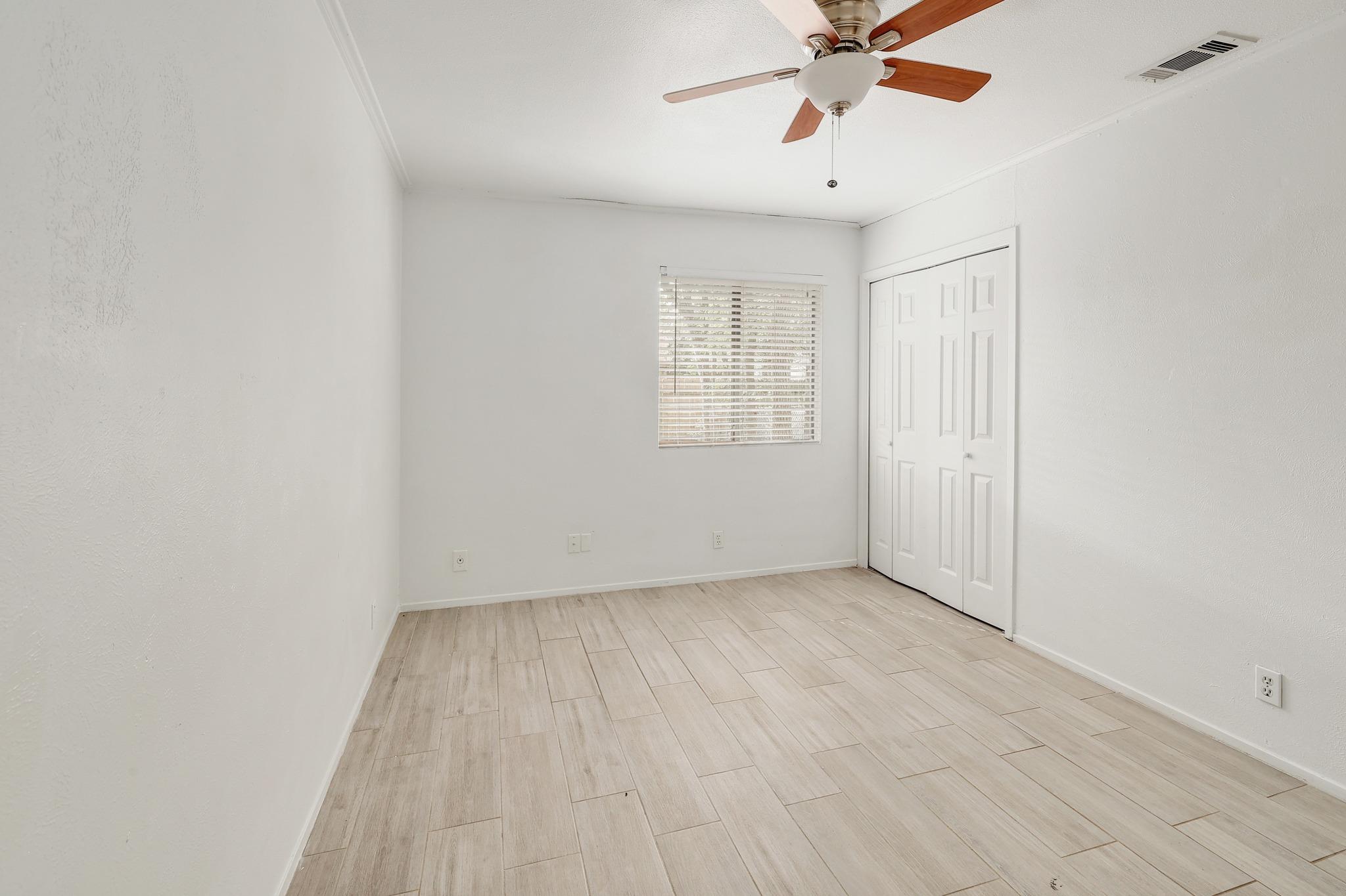 12202 Dundee Dr #a Property Photo 15