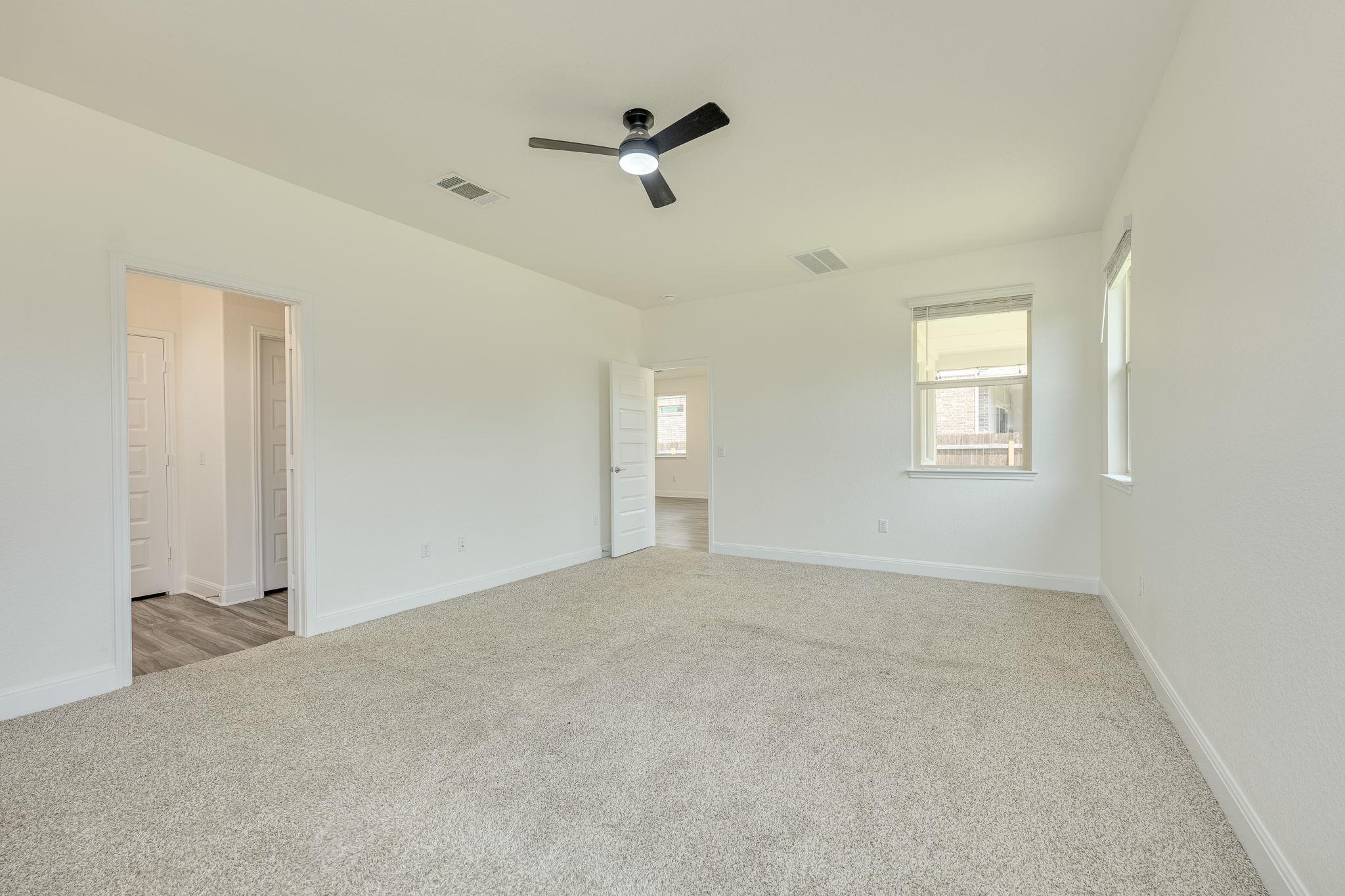 17813 Bassano Ave Property Photo 11