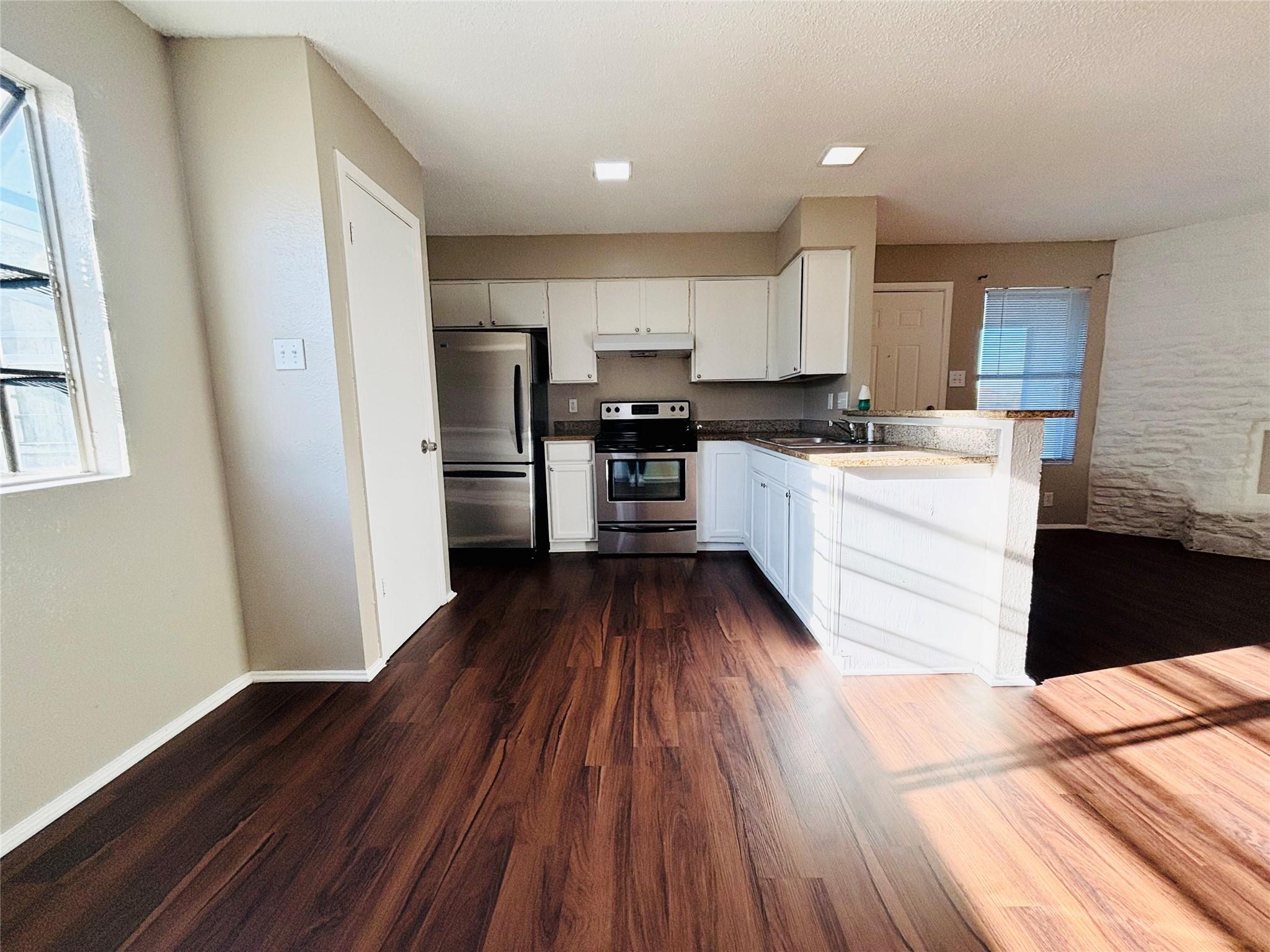 10211 Brownie Dr #d Property Photo 2