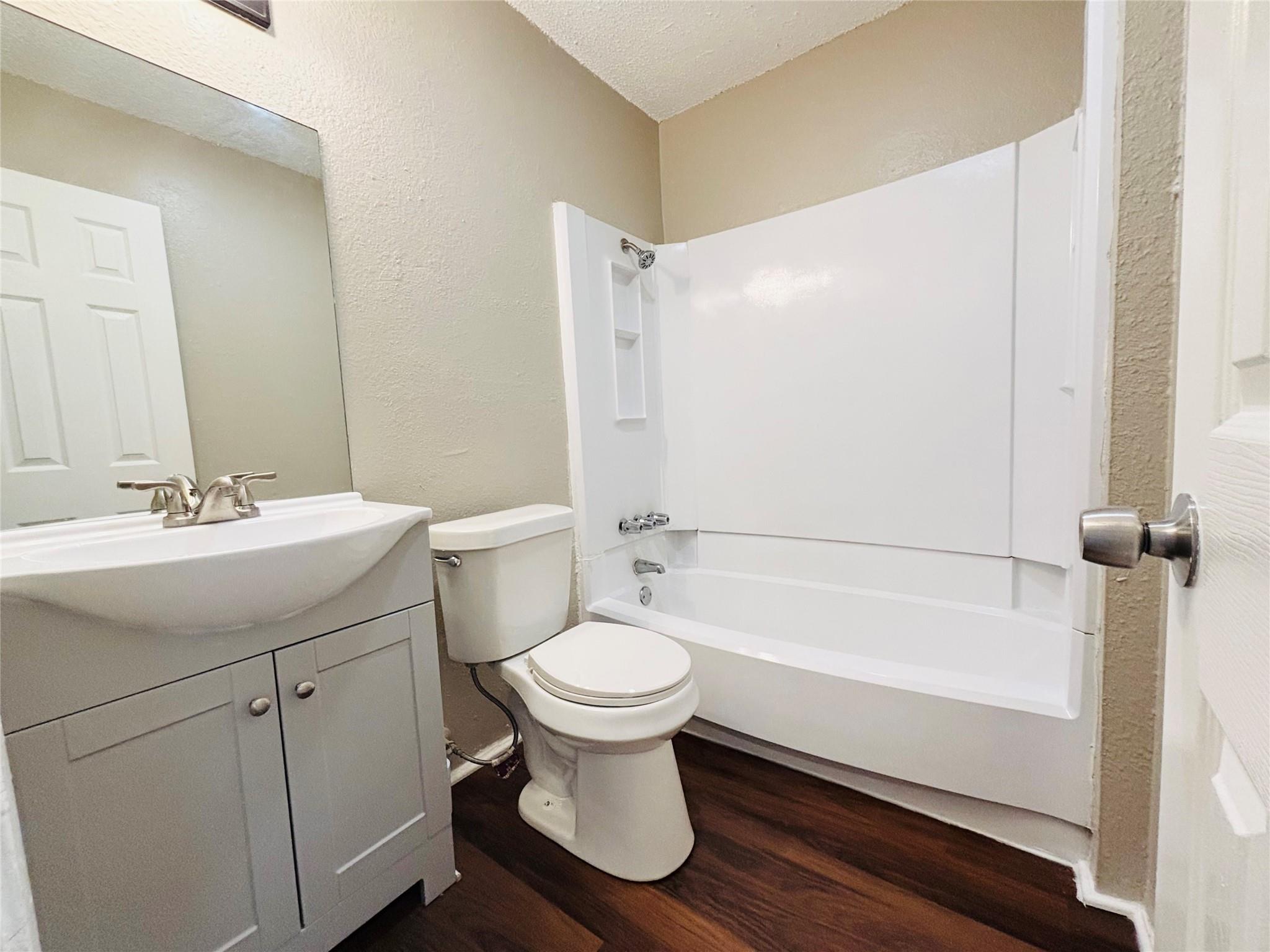 10211 Brownie Dr #d Property Photo 9