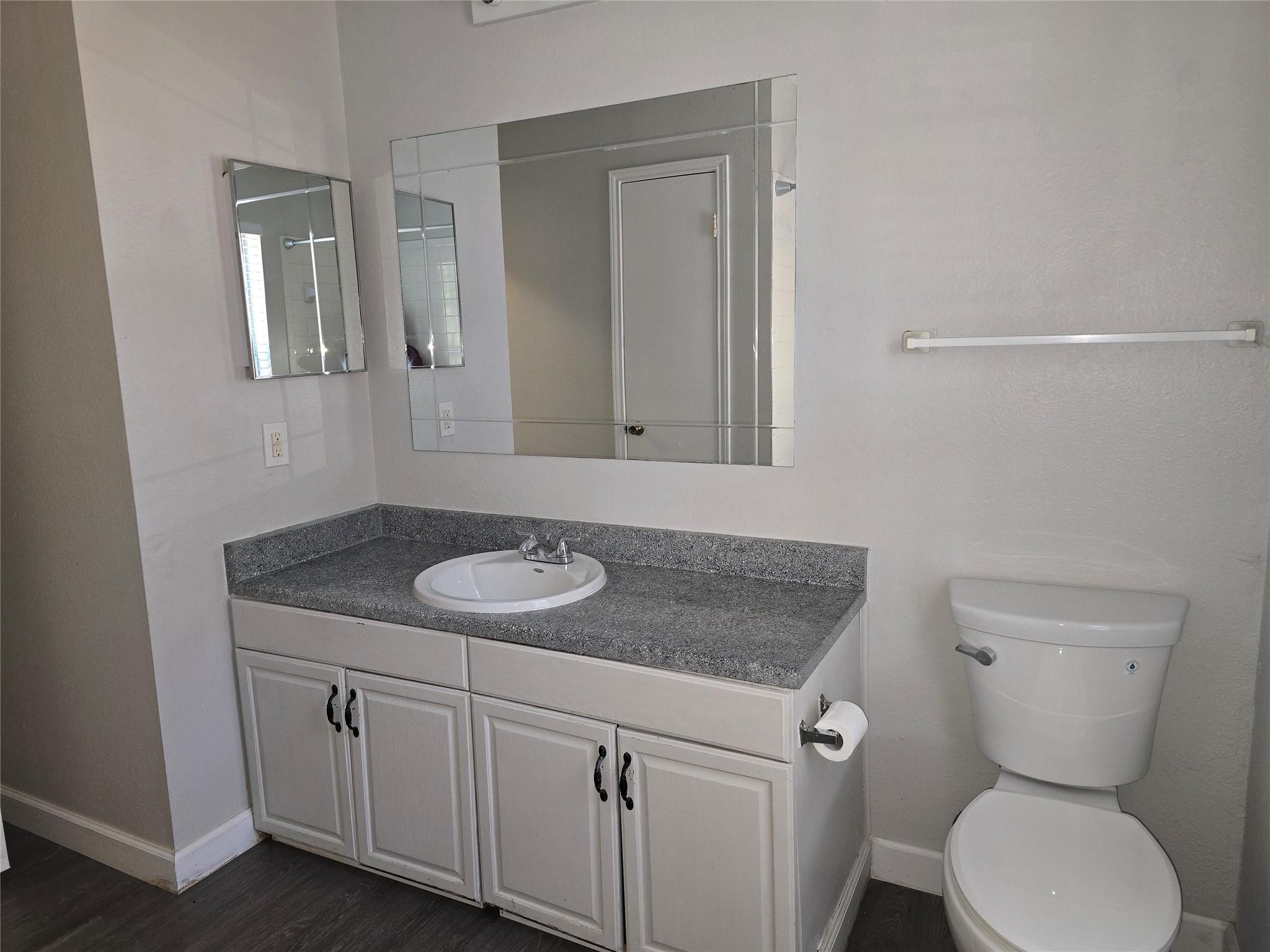 4304 Duval Rd #b Property Photo 13