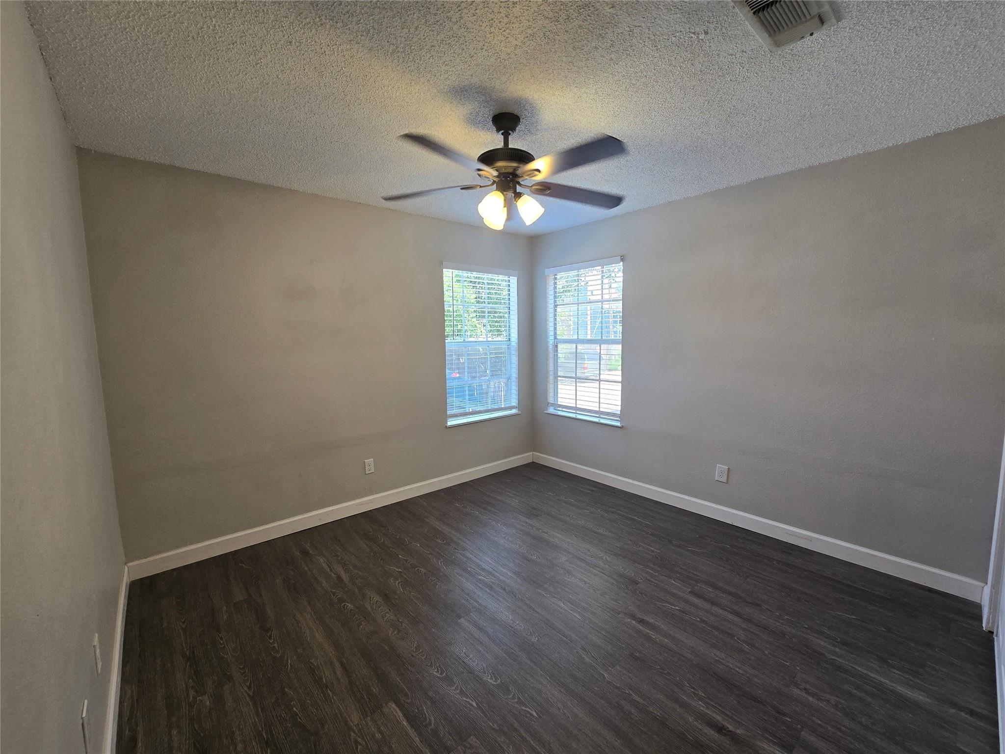 4304 Duval Rd #b Property Photo 14