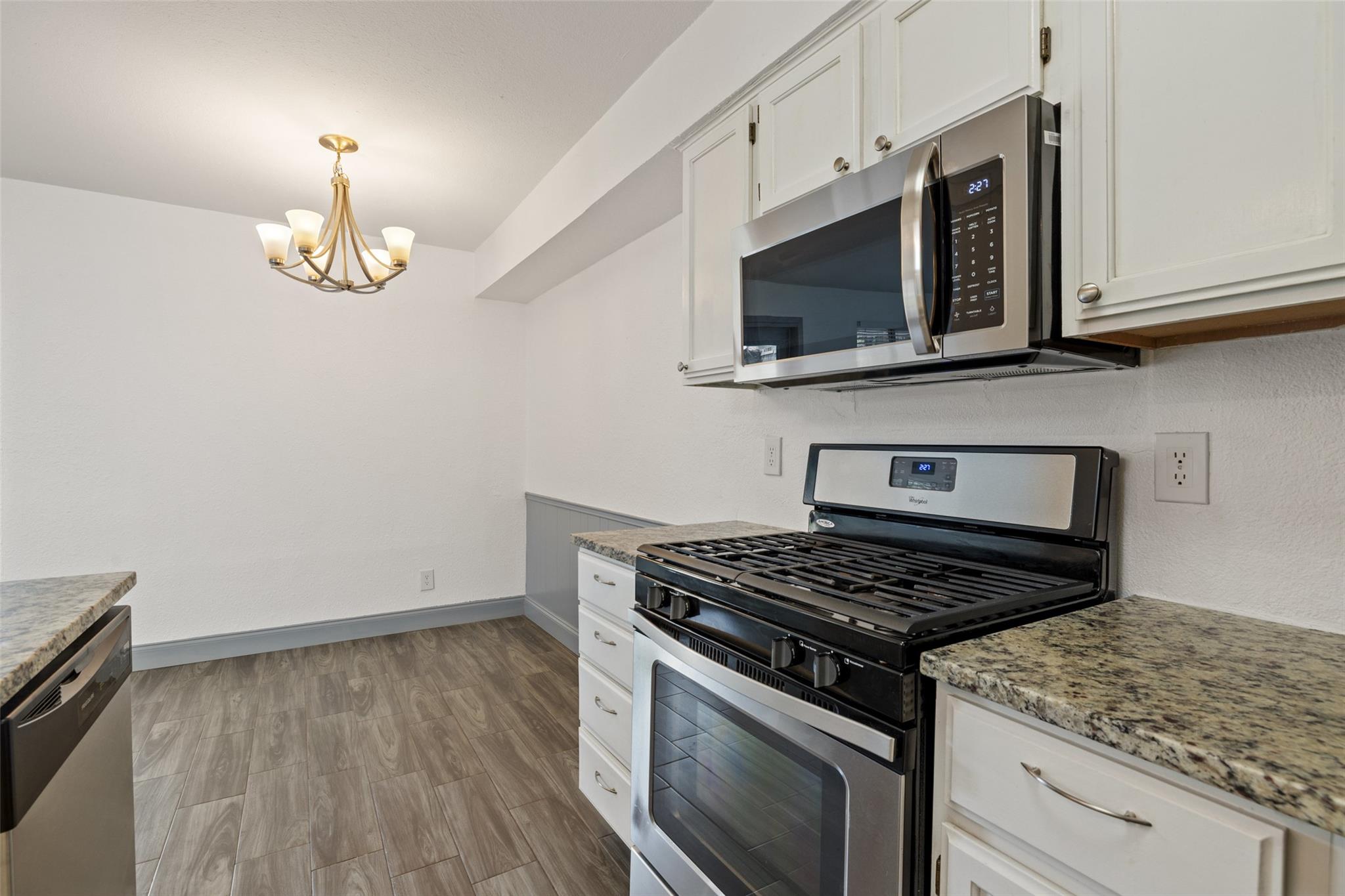 3411 Thomas Kincheon St Property Photo 19