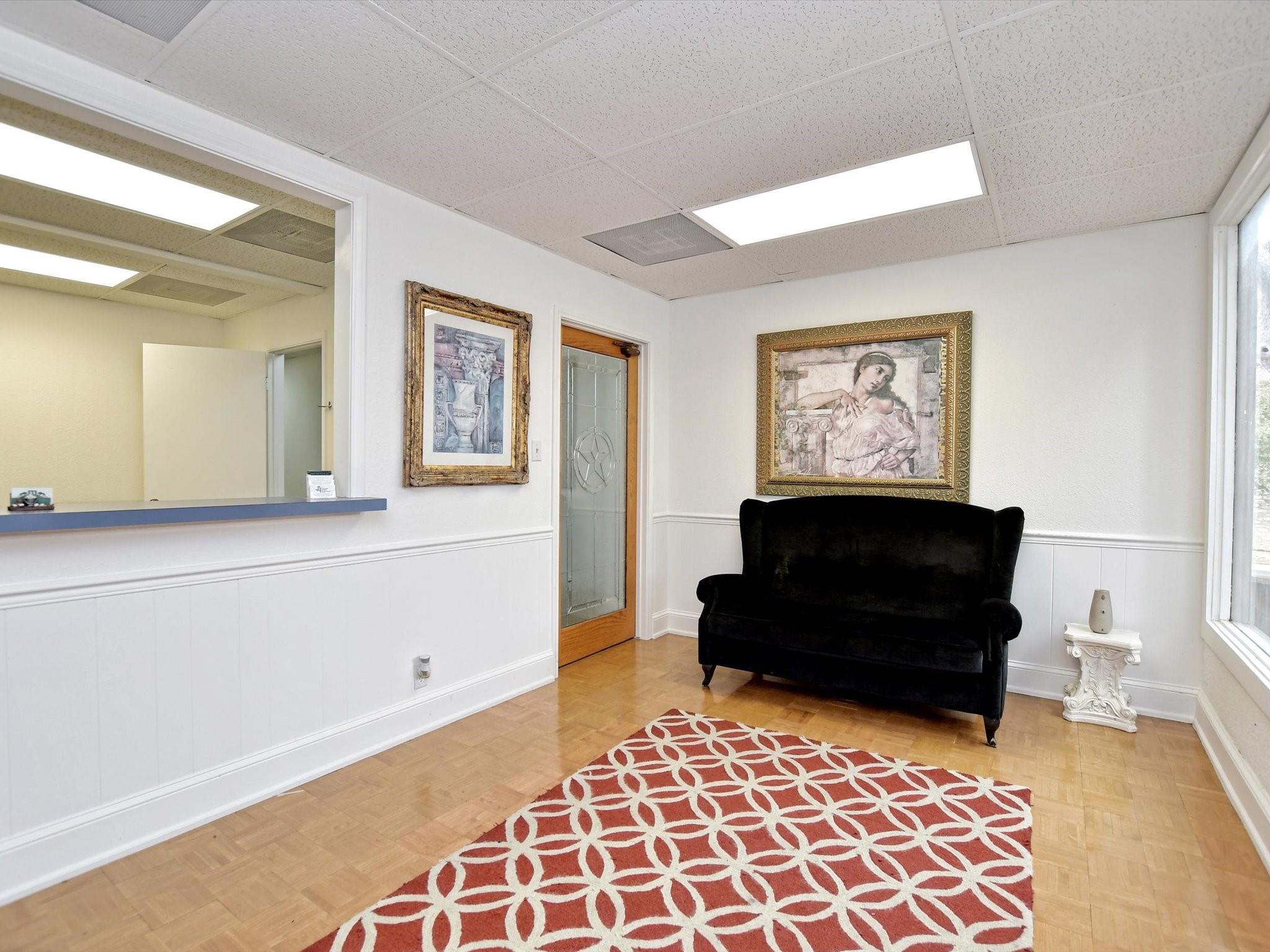 600 Forest None Property Photo 5