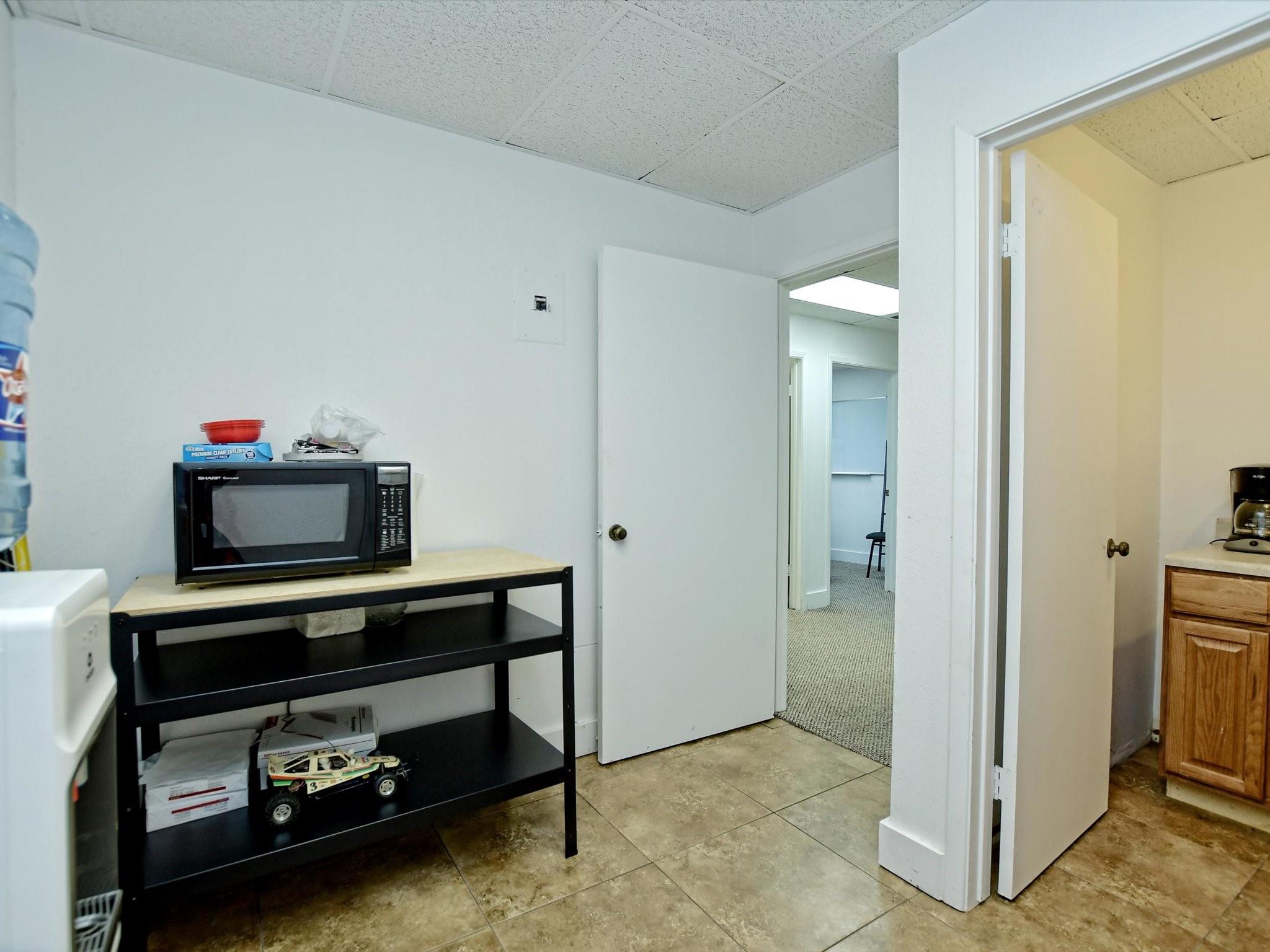 600 Forest None Property Photo 9