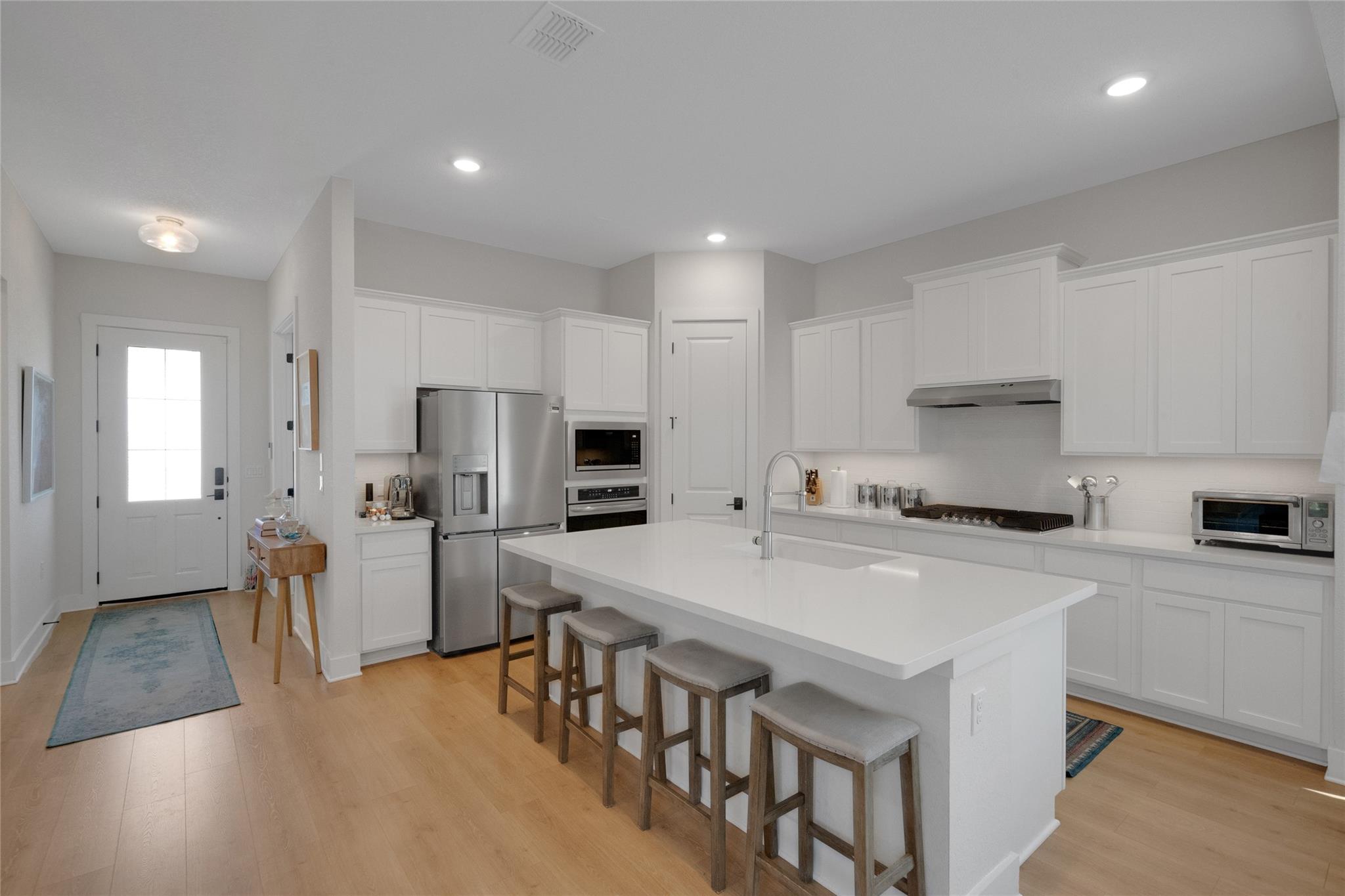 8806 Bestride Bnd Property Photo 24