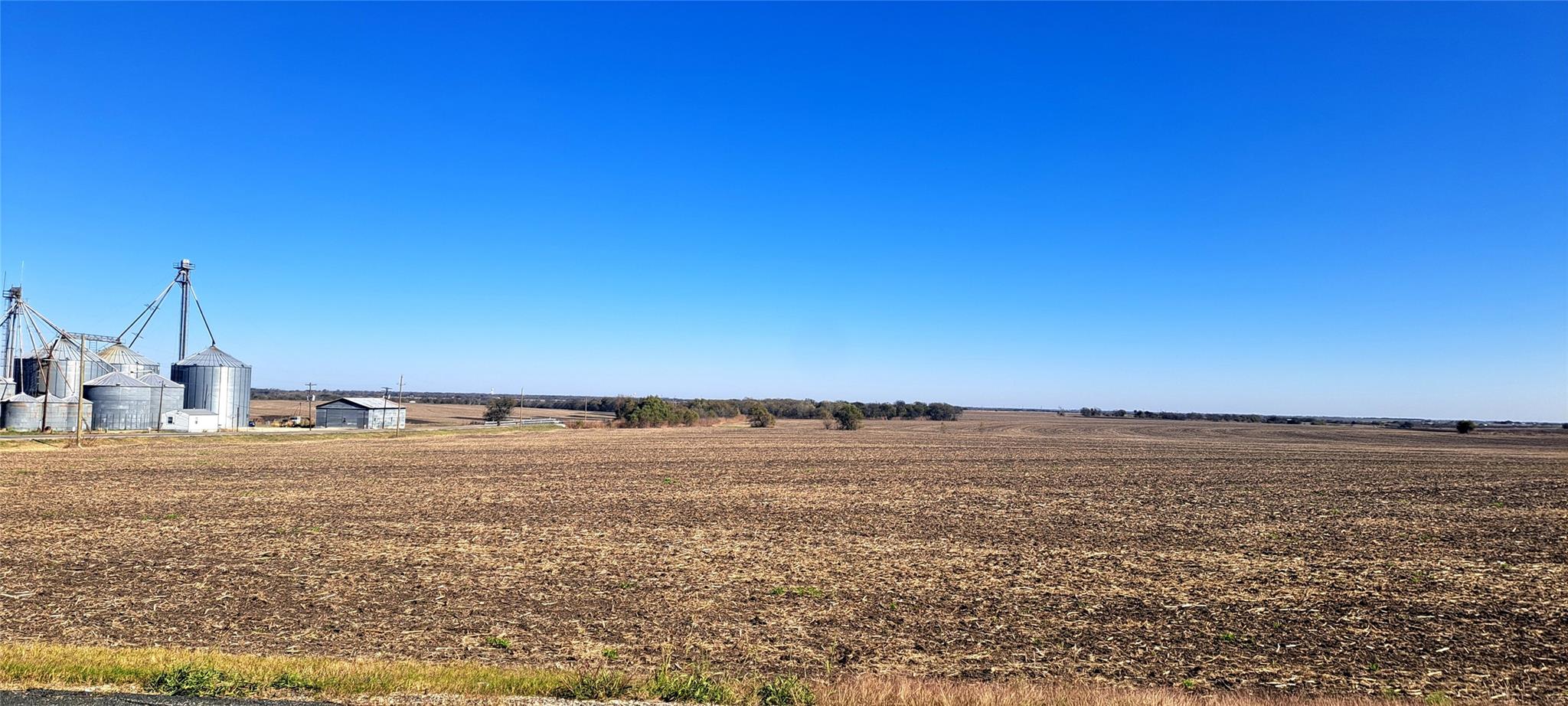 300 S Granger Ctr Fm972 Property Photo 7