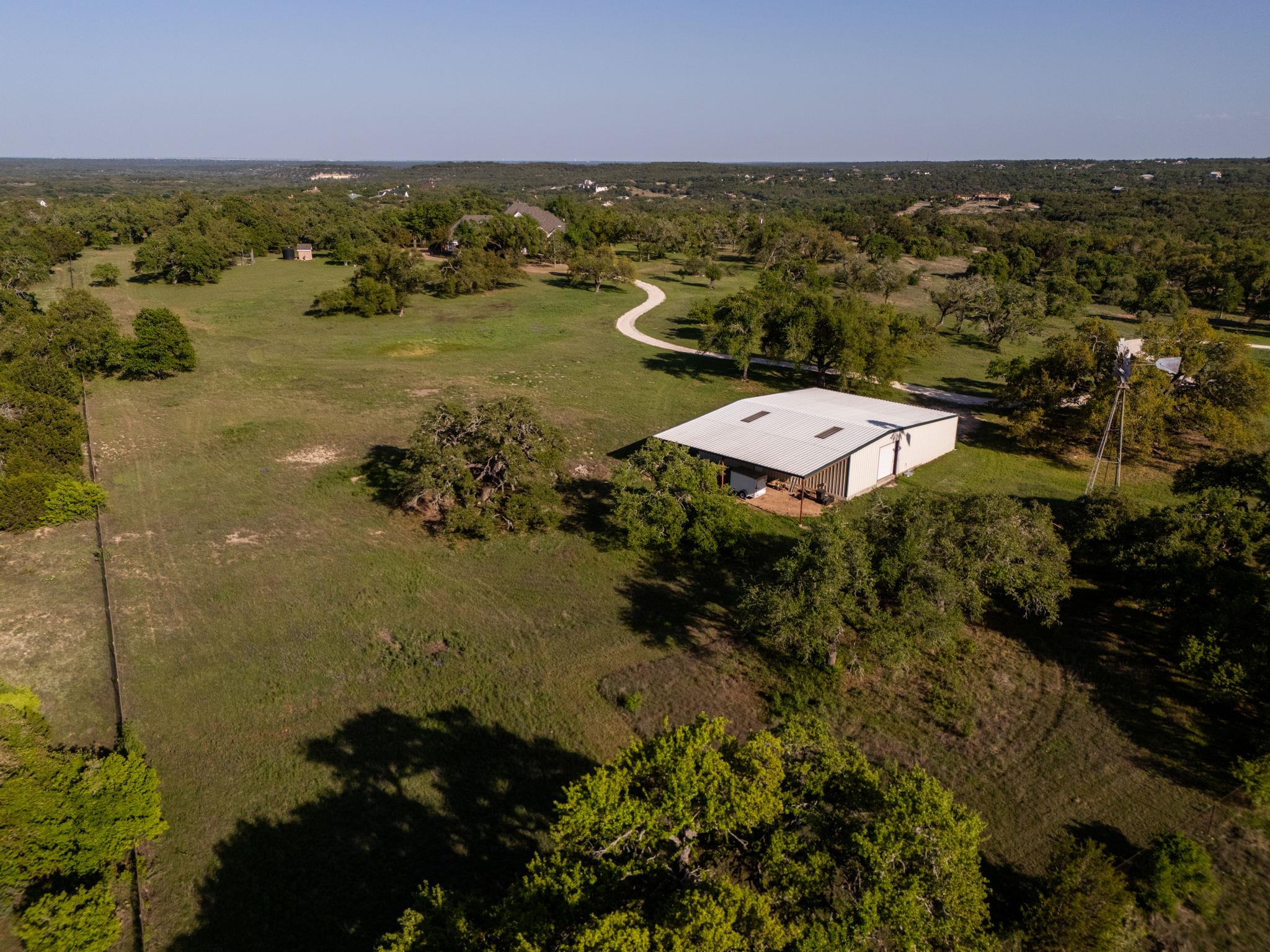 1601 Panther Creek Rd Property Photo 12
