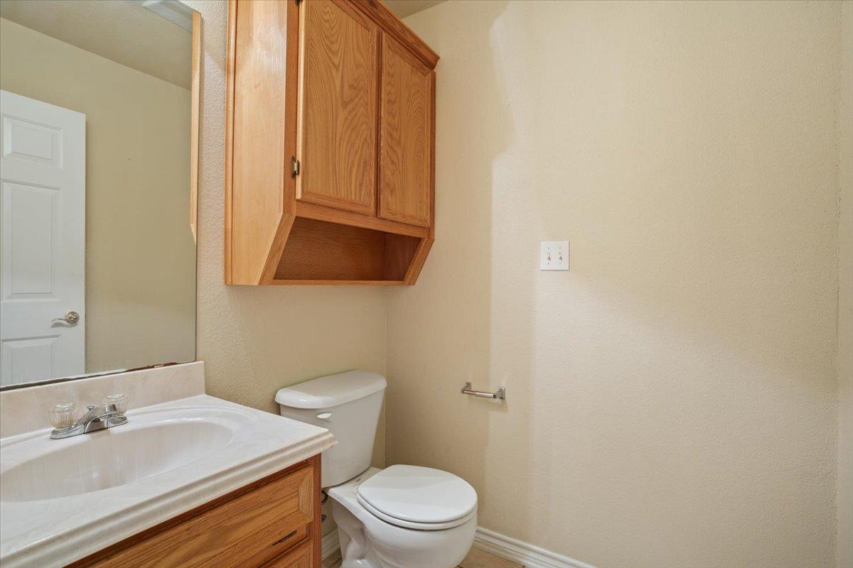 5890 Denmans Loop Property Photo 23