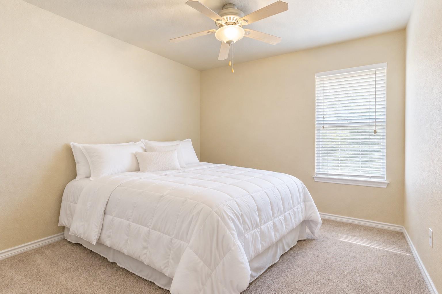 5890 Denmans Loop Property Photo 24